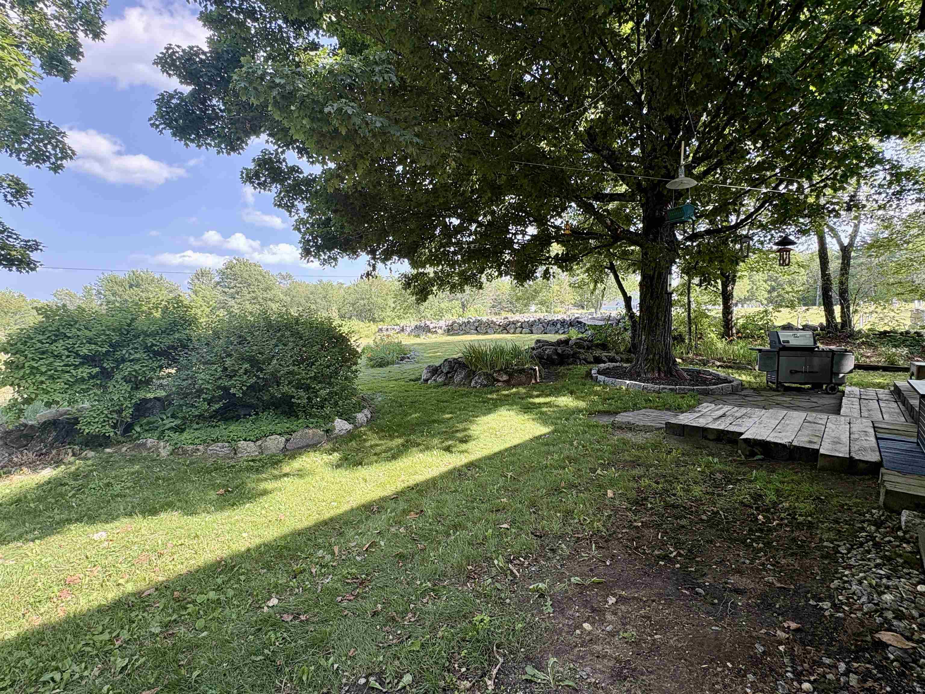 33 Bunker Hill Rd, Wilmot, NH 03287