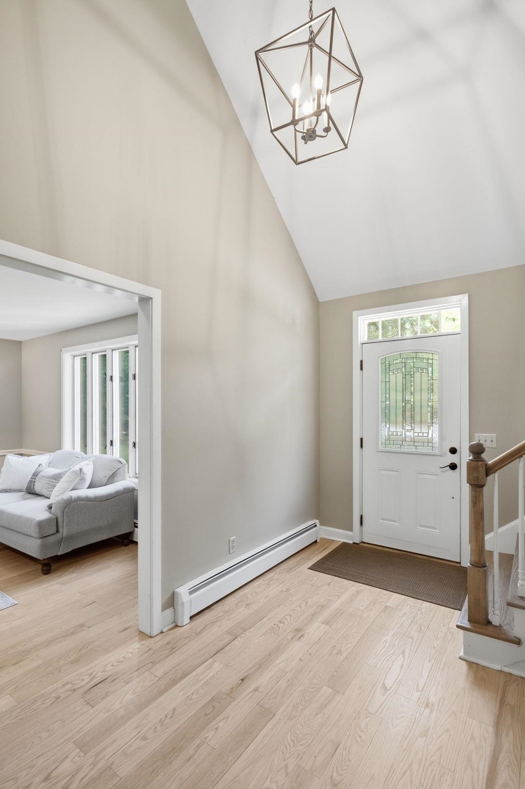 8 Netherwood Rd, Windham, NH 03087