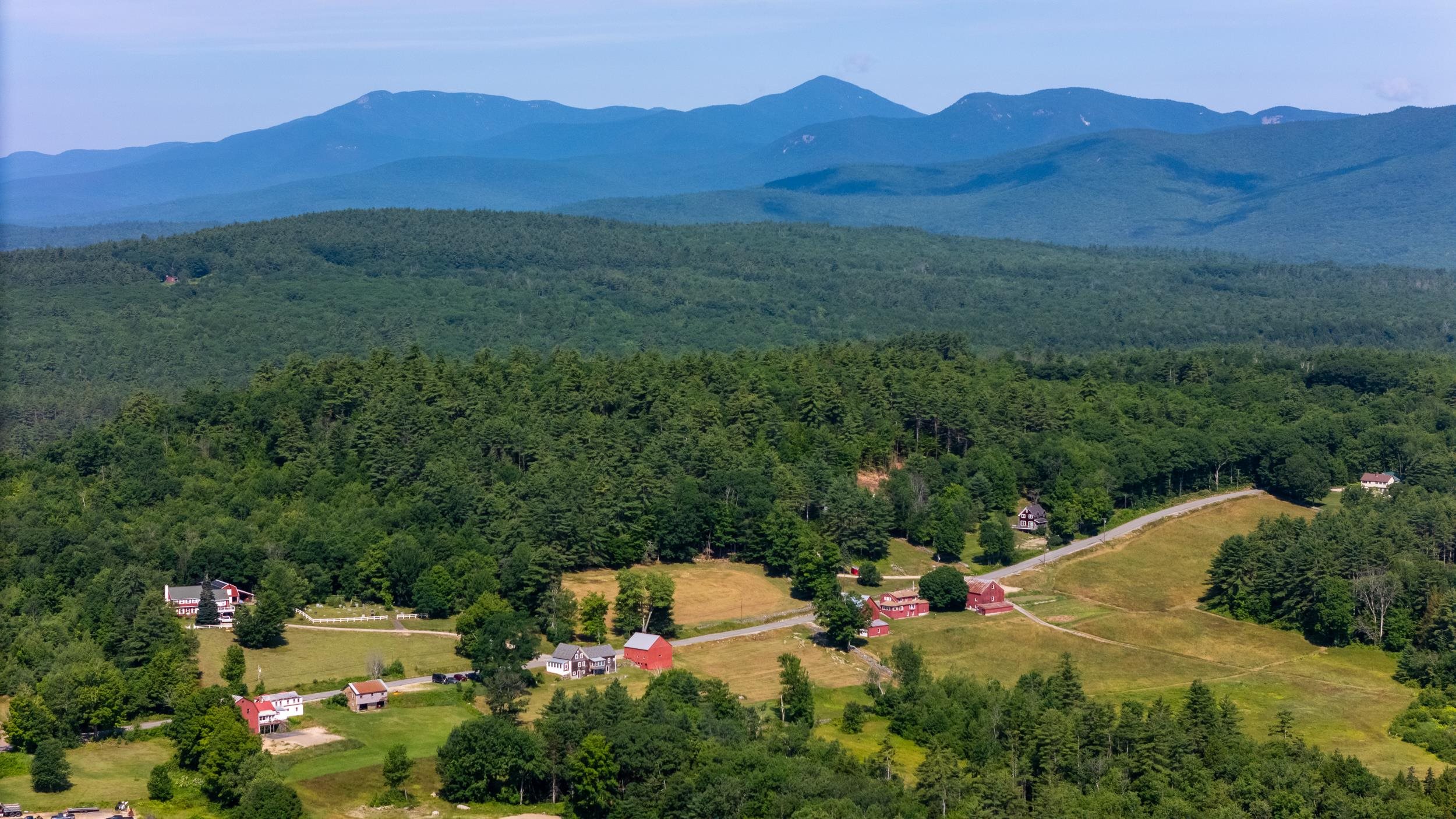 240 High St, Madison, NH 03849