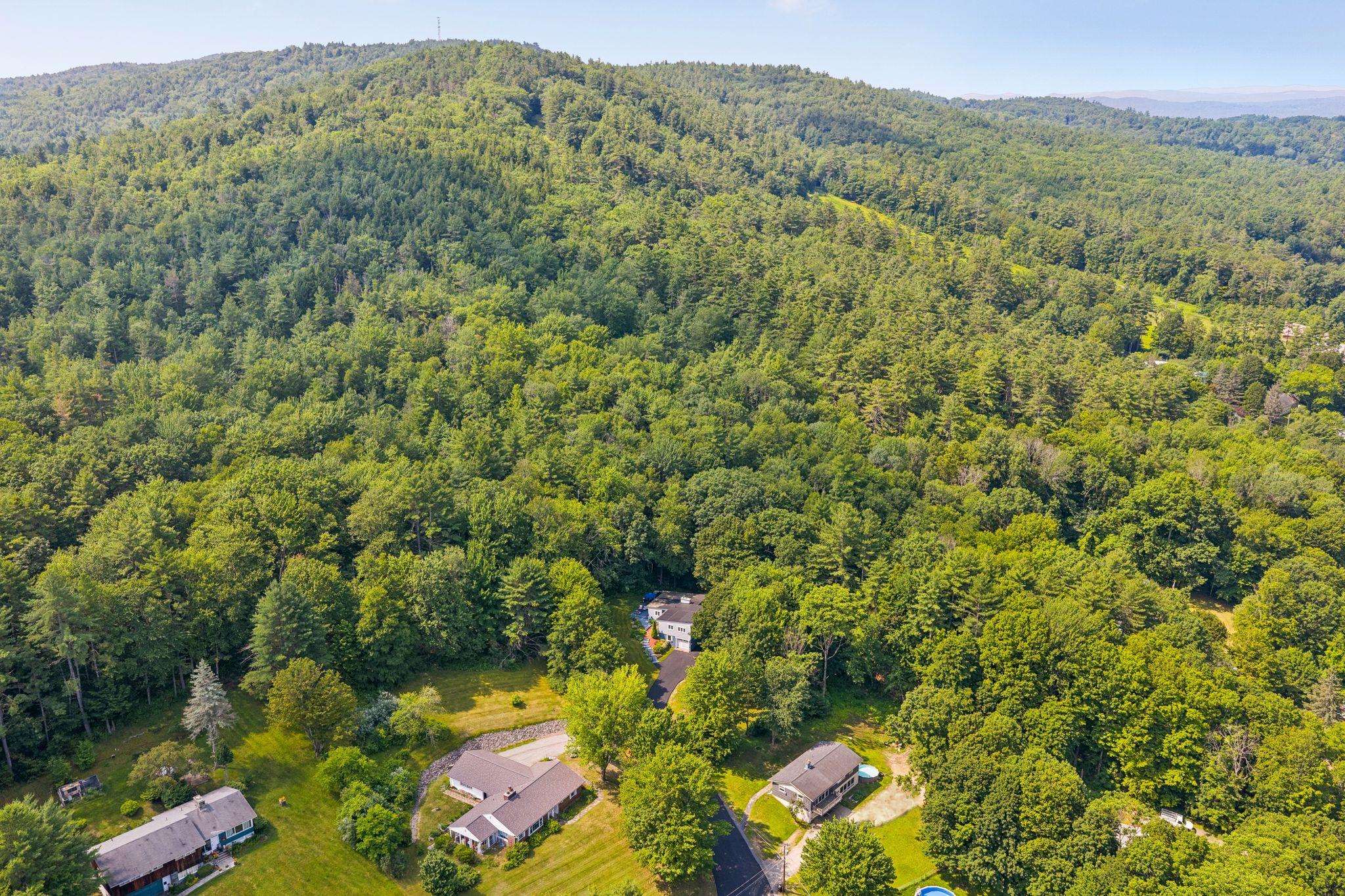 15 Juniper Hill, Claremont, NH 03743