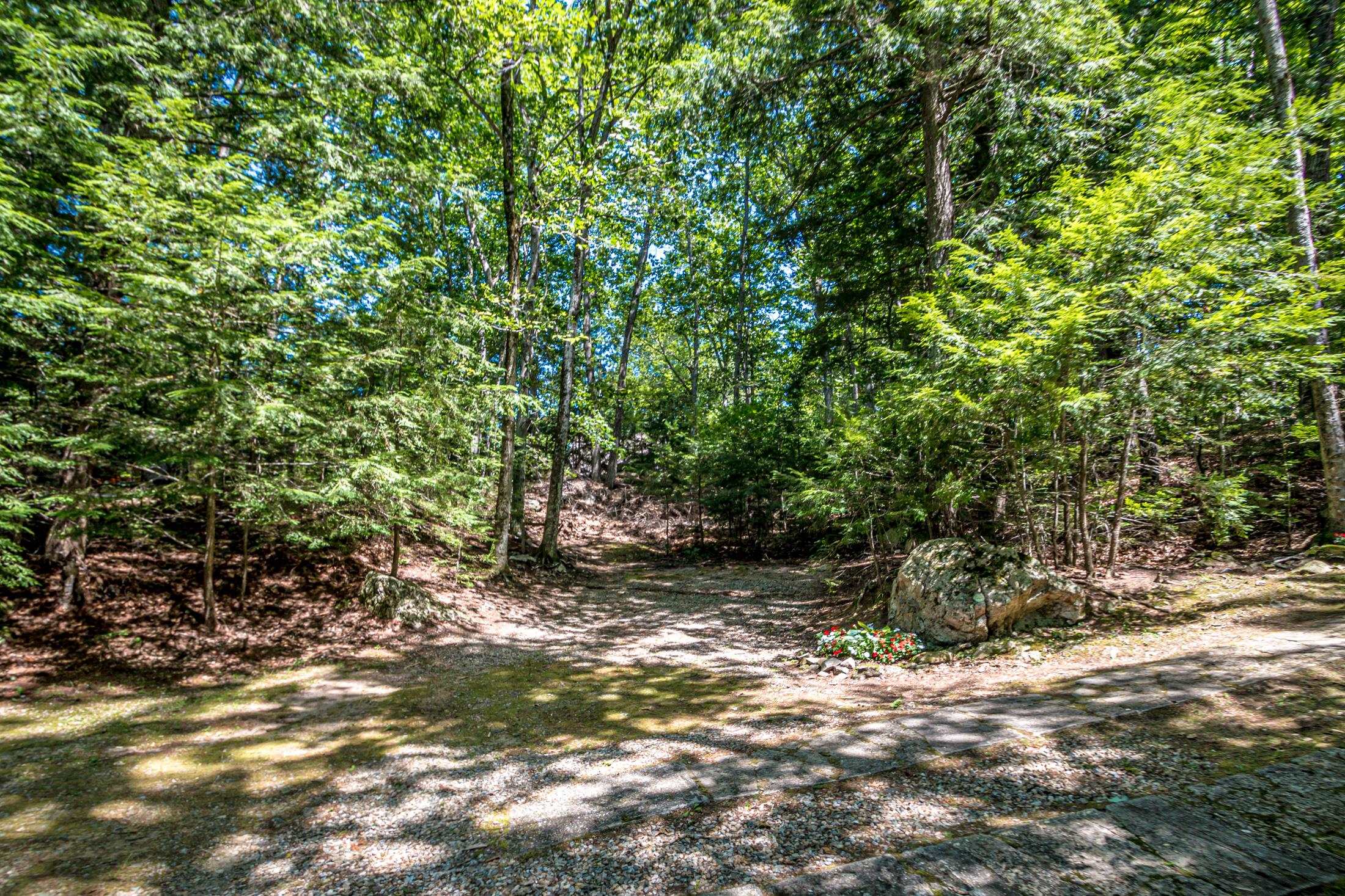 191 Veazey Cove Rd, Wakefield, NH 03872