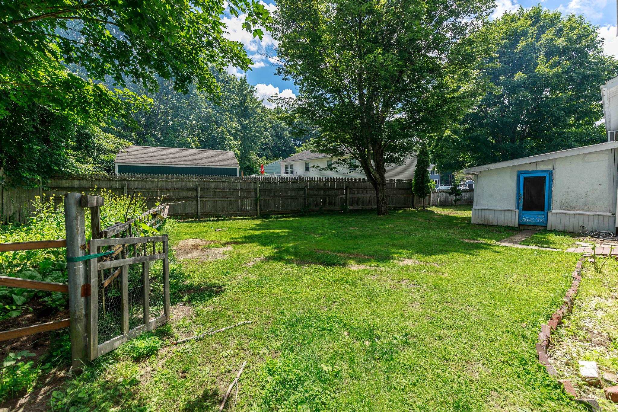 14 Alder Creek Dr, Concord, NH 03303