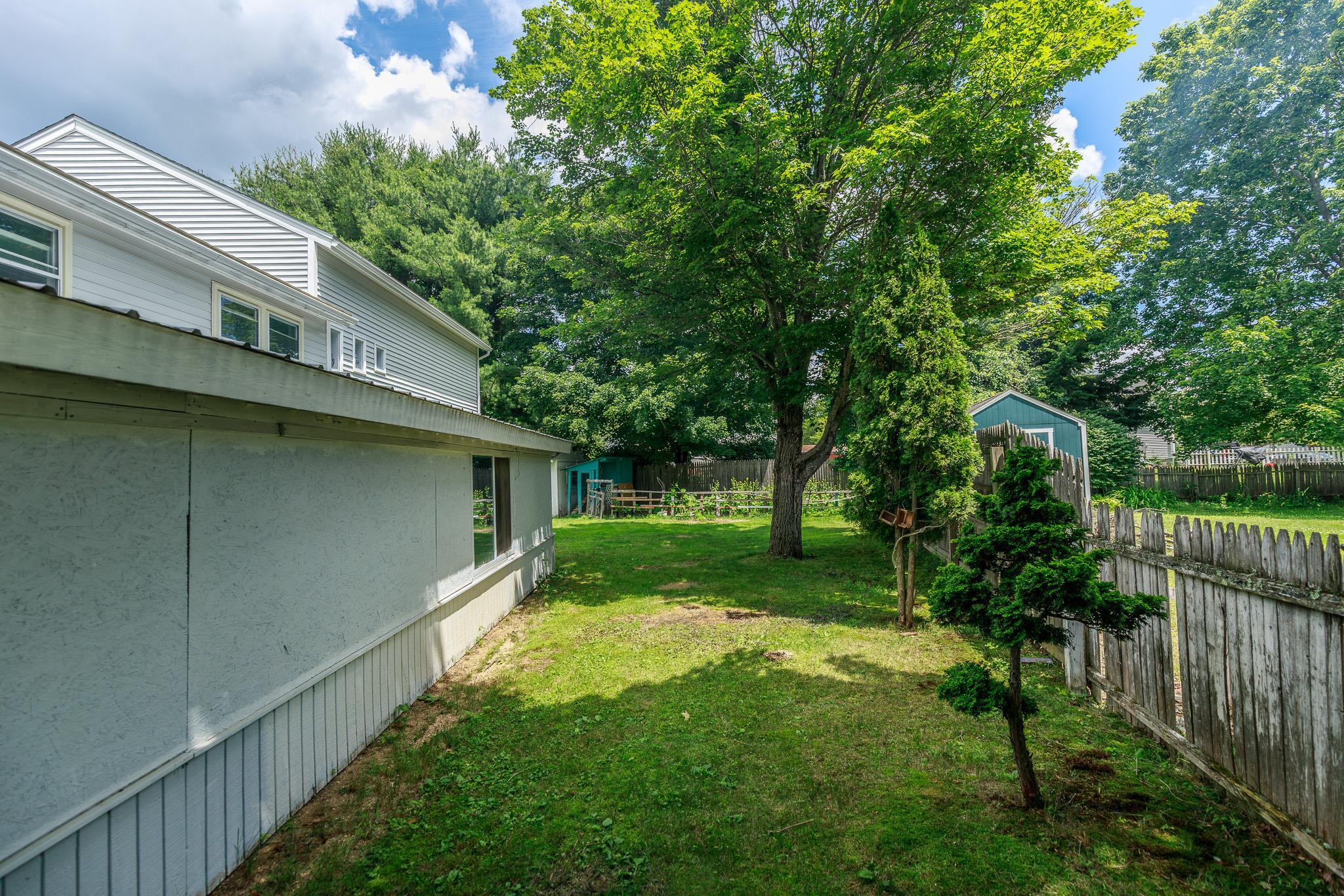 14 Alder Creek Dr, Concord, NH 03303