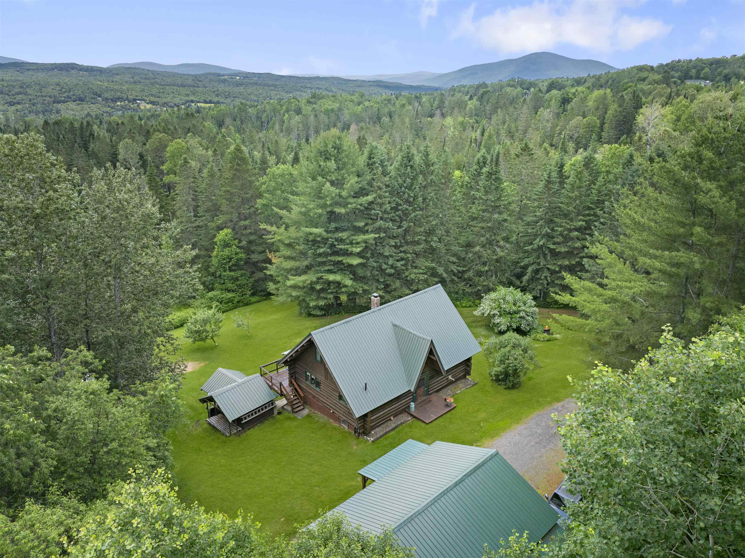 226 East Colebrook Rd, Colebrook, NH 03576