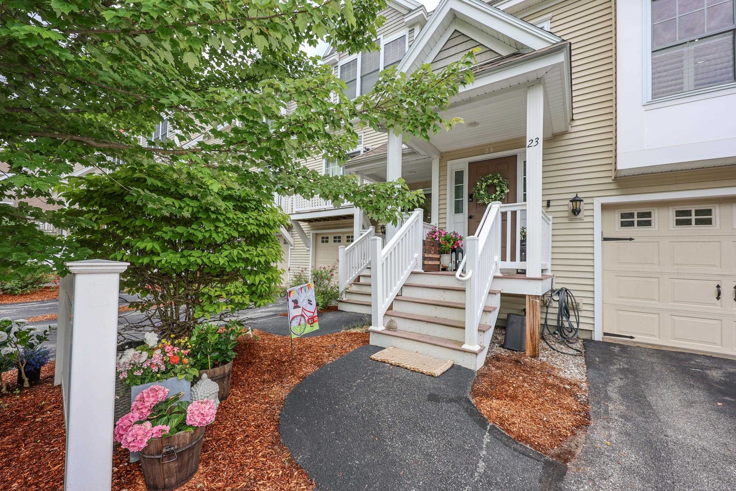 23 Hackett Hill Rd #41, Manchester, NH 03102
