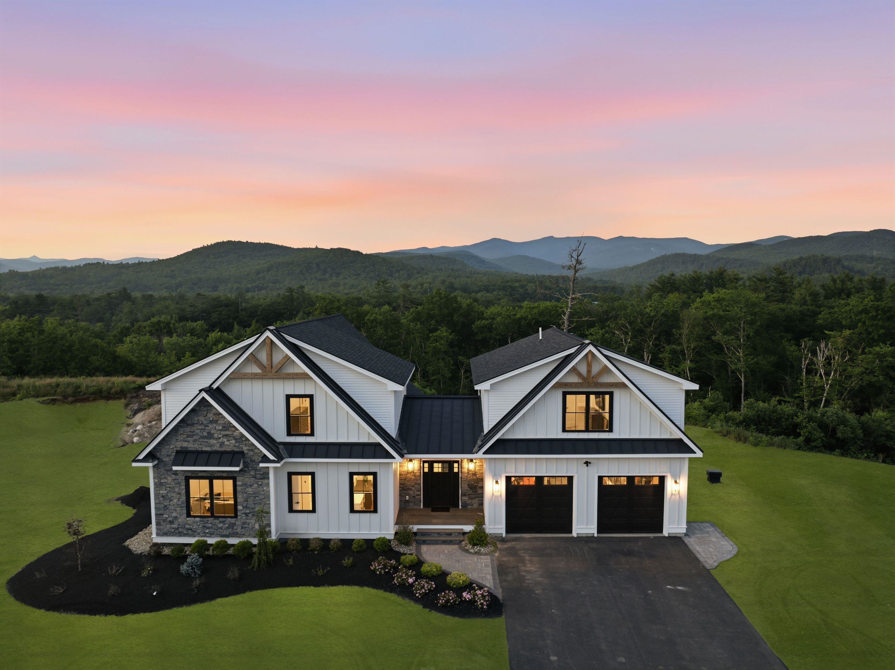 46 Melina's Way, Thornton, NH 03285