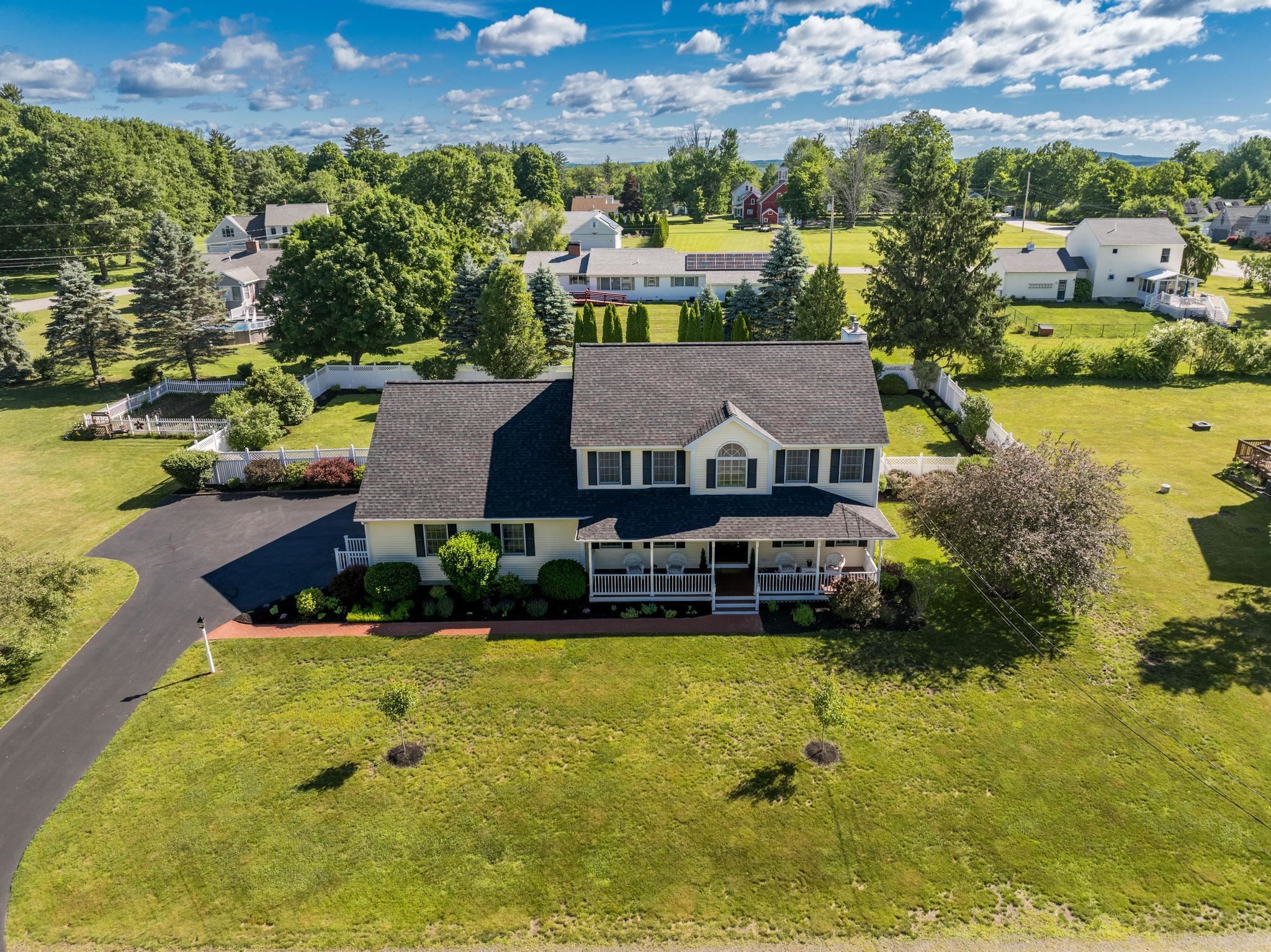 7 Lisa Ln, Rochester, NH 03868
