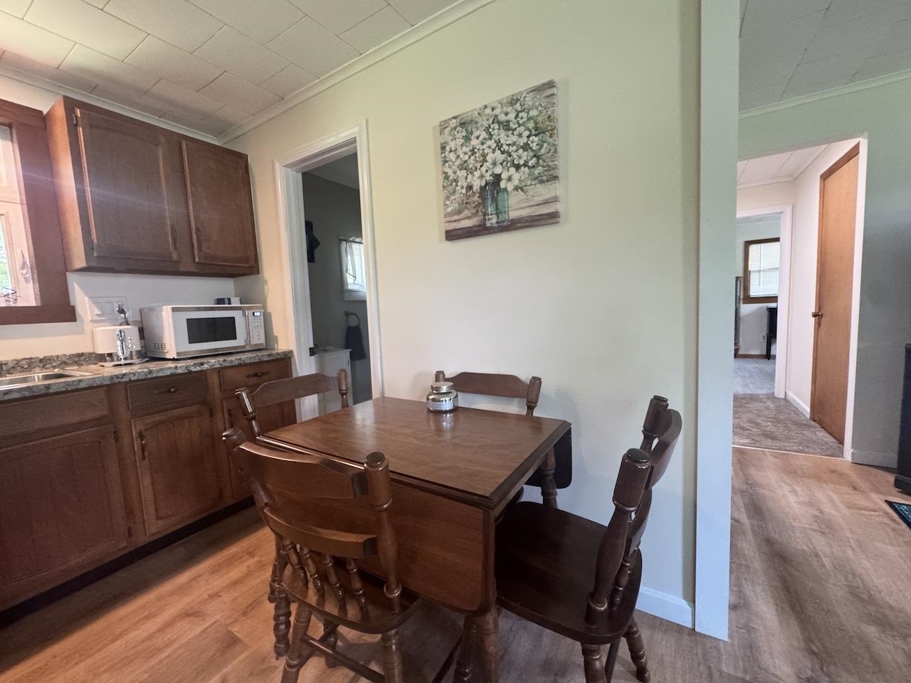 41 Park St, Swanzey, NH 03431