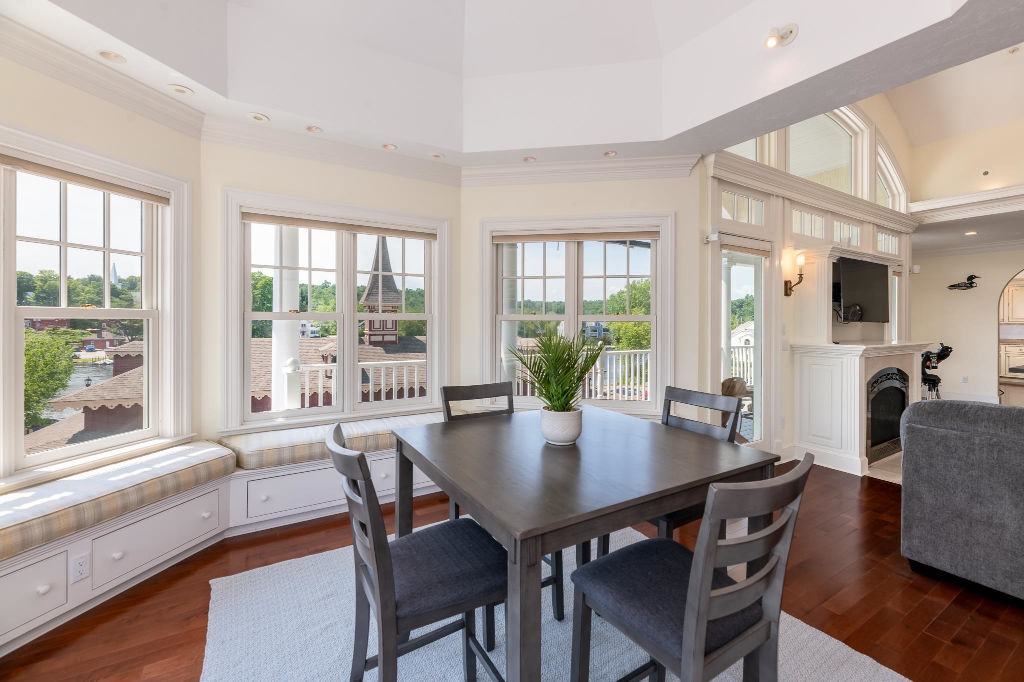 61 Central Ave #4, Wolfeboro, NH 03894