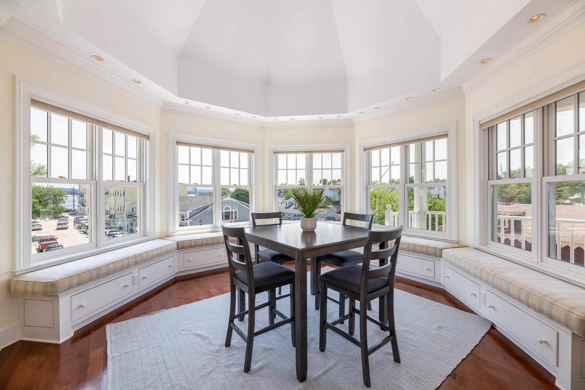 61 Central Ave #4, Wolfeboro, NH 03894