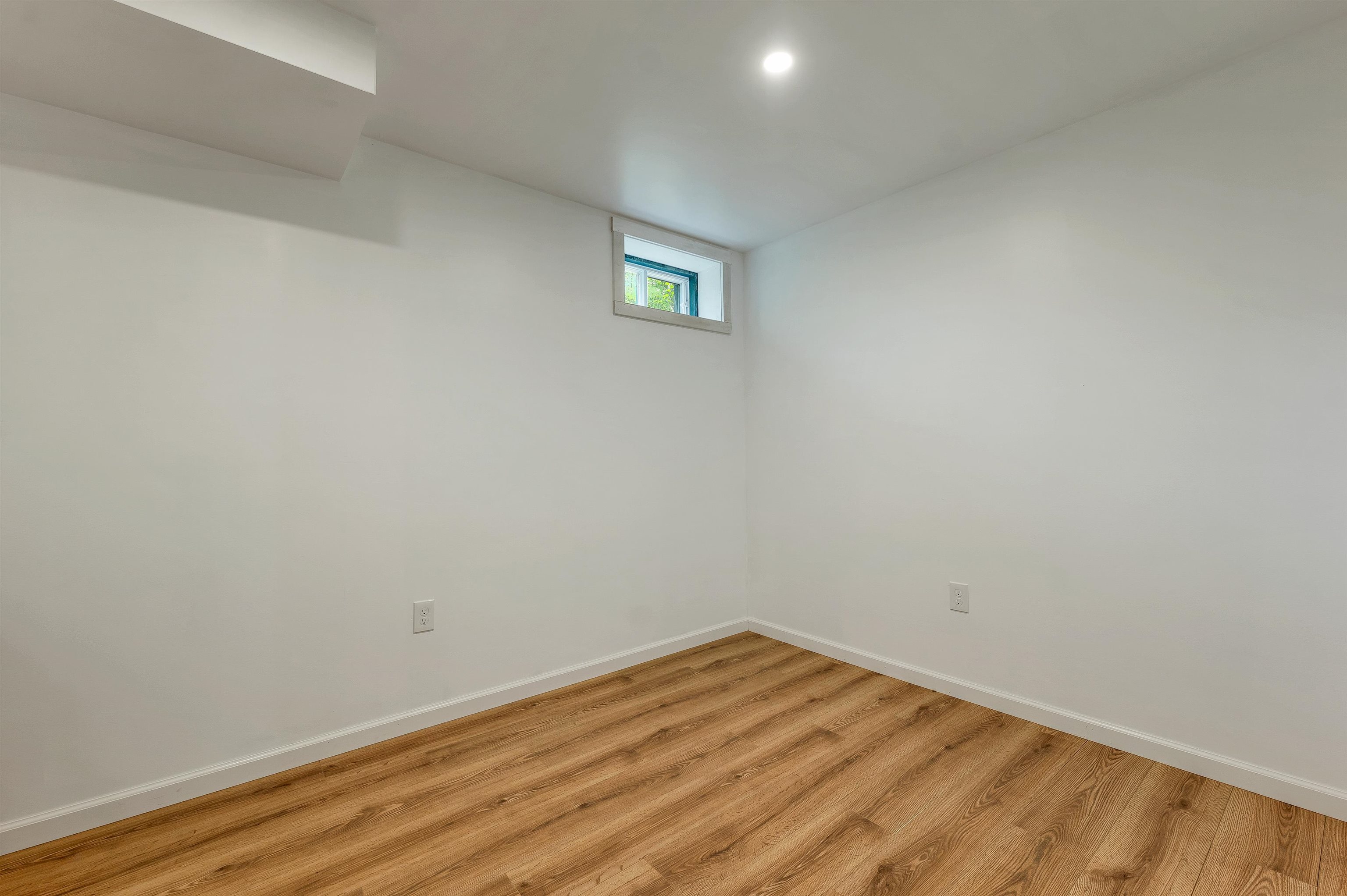616 Deer Meadow Rd, Webster, NH 03303