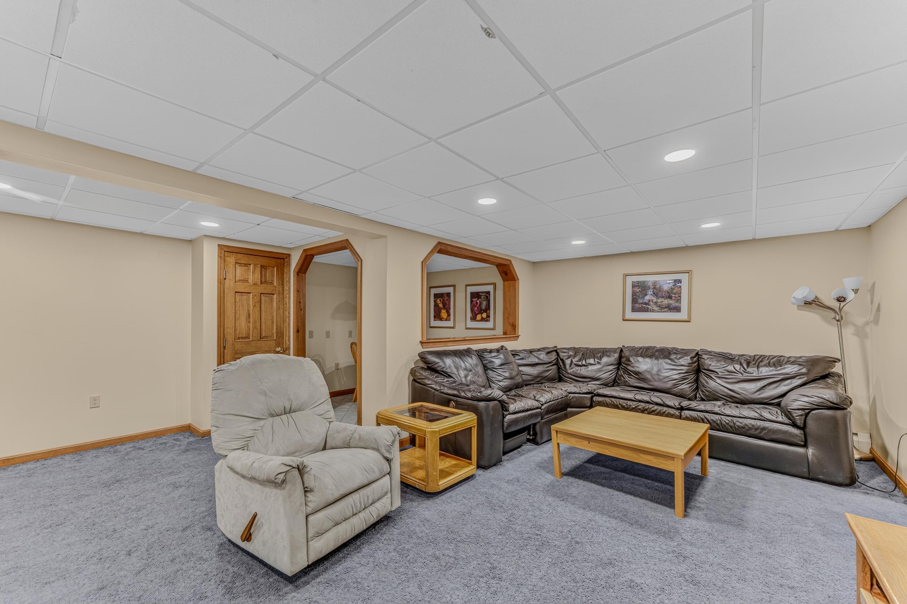 114 Remick Ln #16, Carroll, NH 03575