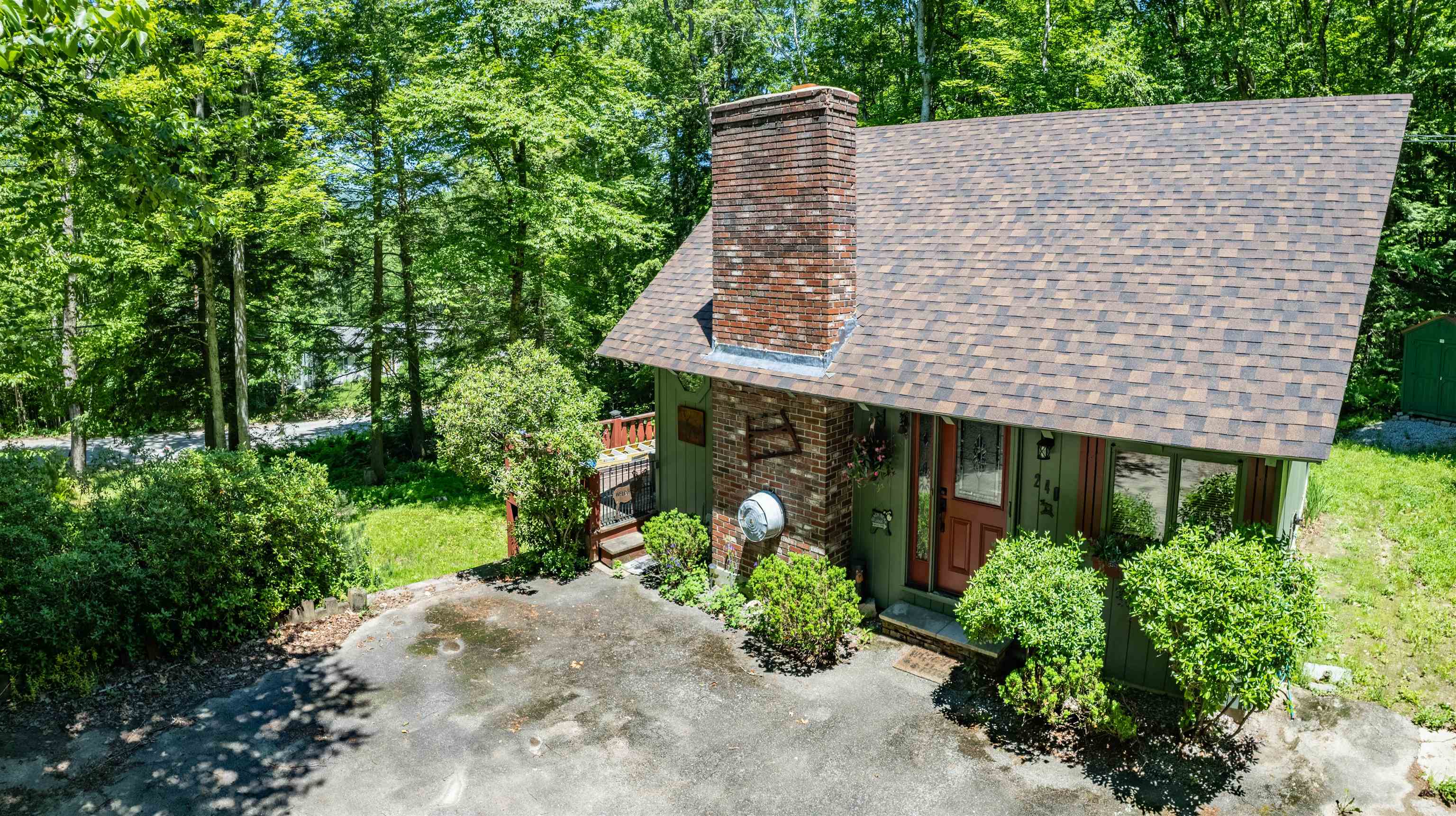 240 Old Bristol Rd, New Hampton, NH 03256