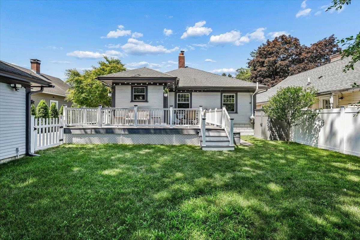979 Union St, Manchester, NH 03104