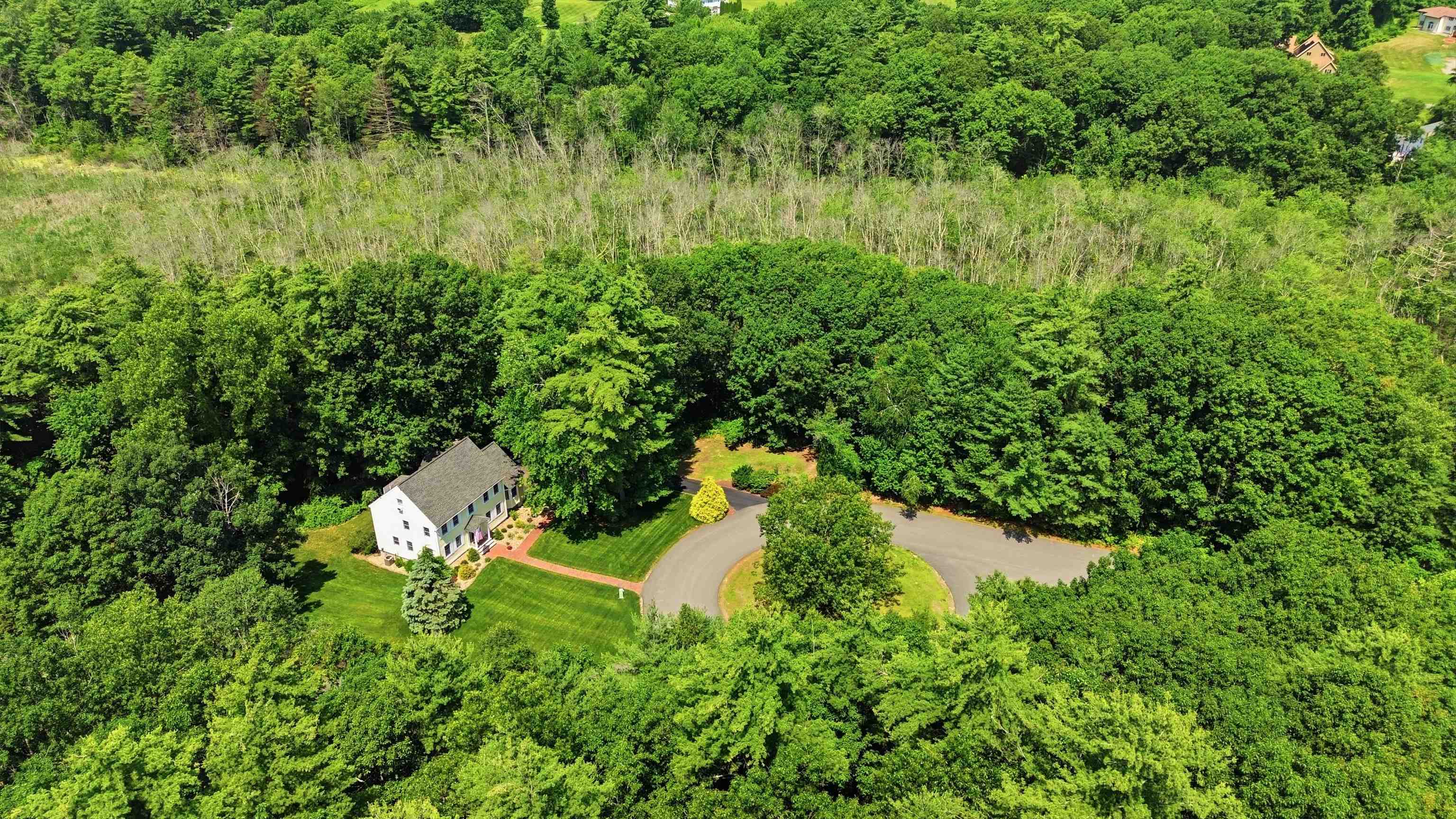 108 Sky View Dr, Pelham, NH 03076