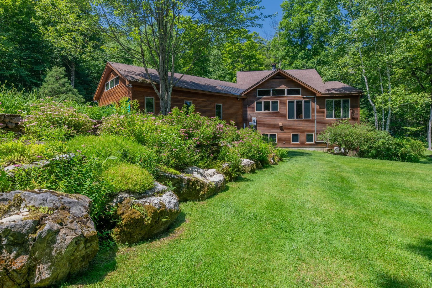 2nd image of 84 Frost Pond Rd, Dorset, VT 05251 | MLS# 5098268