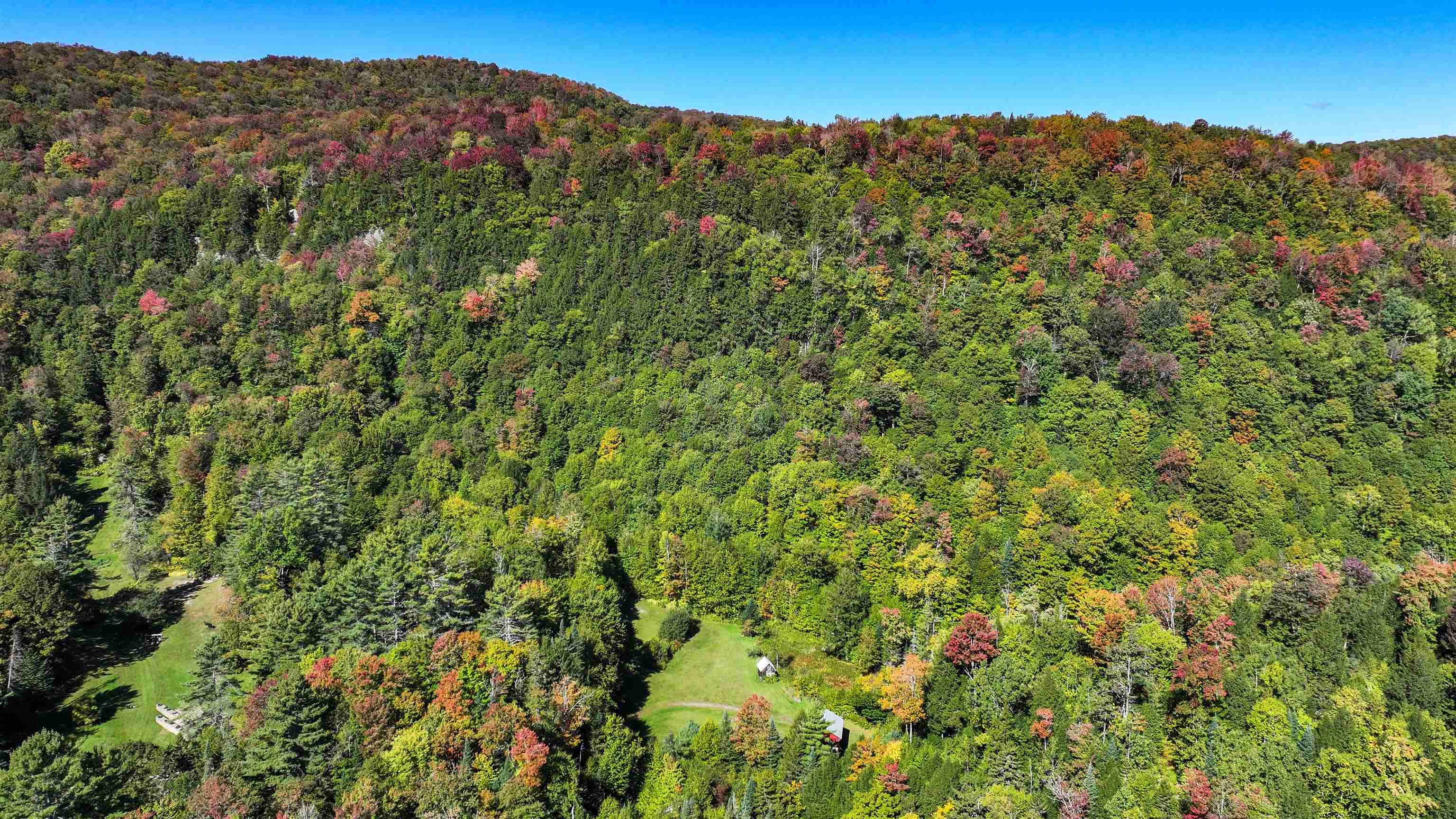 Photo 2 of Single family home for sale at 7657 Vt Rt 14, Woodbury, VT 05681 | MLS# 5098282 | Listing updated on 2026-09-29