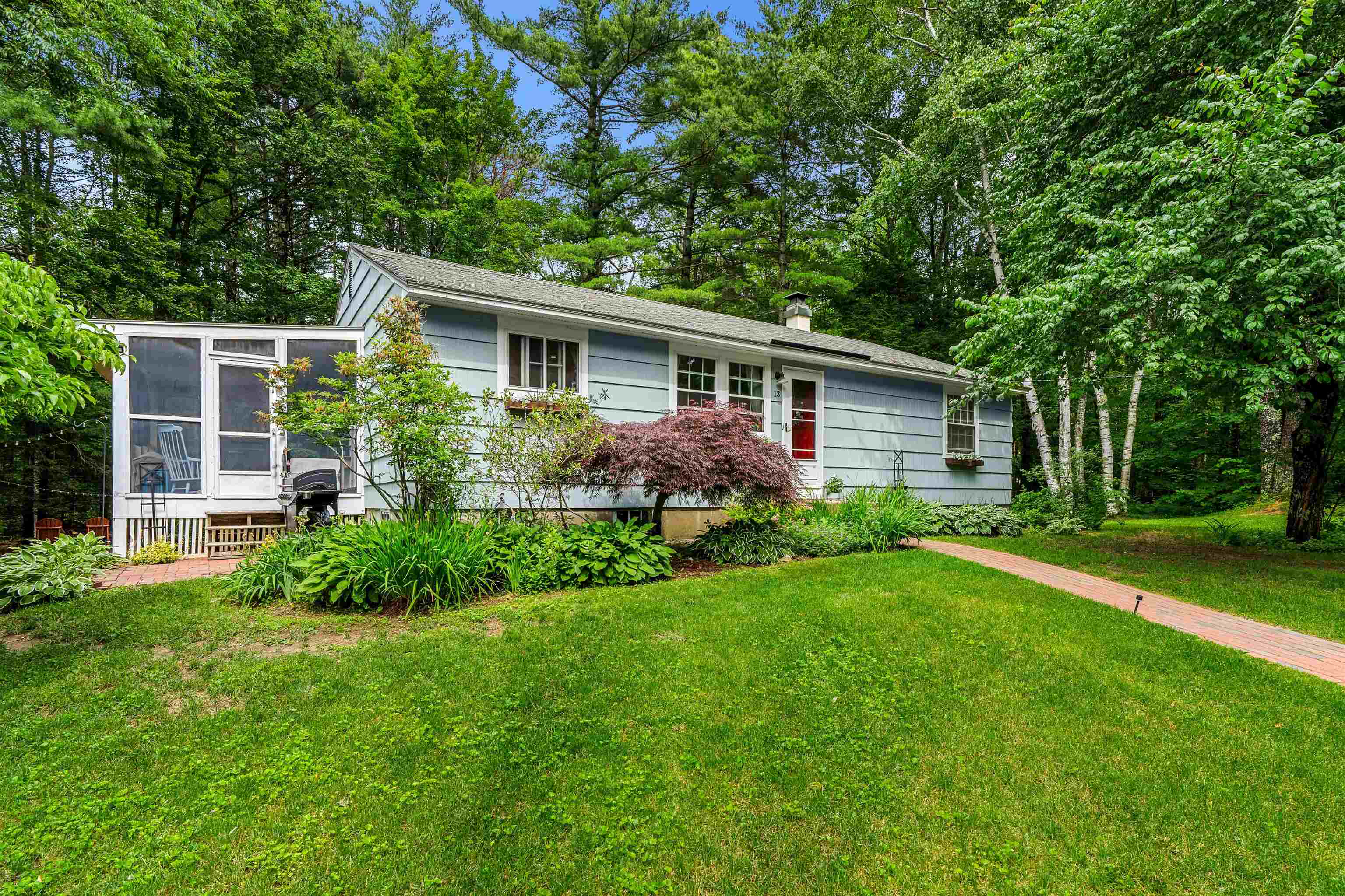13 Barnard Hill Rd, Dunbarton, NH 03046