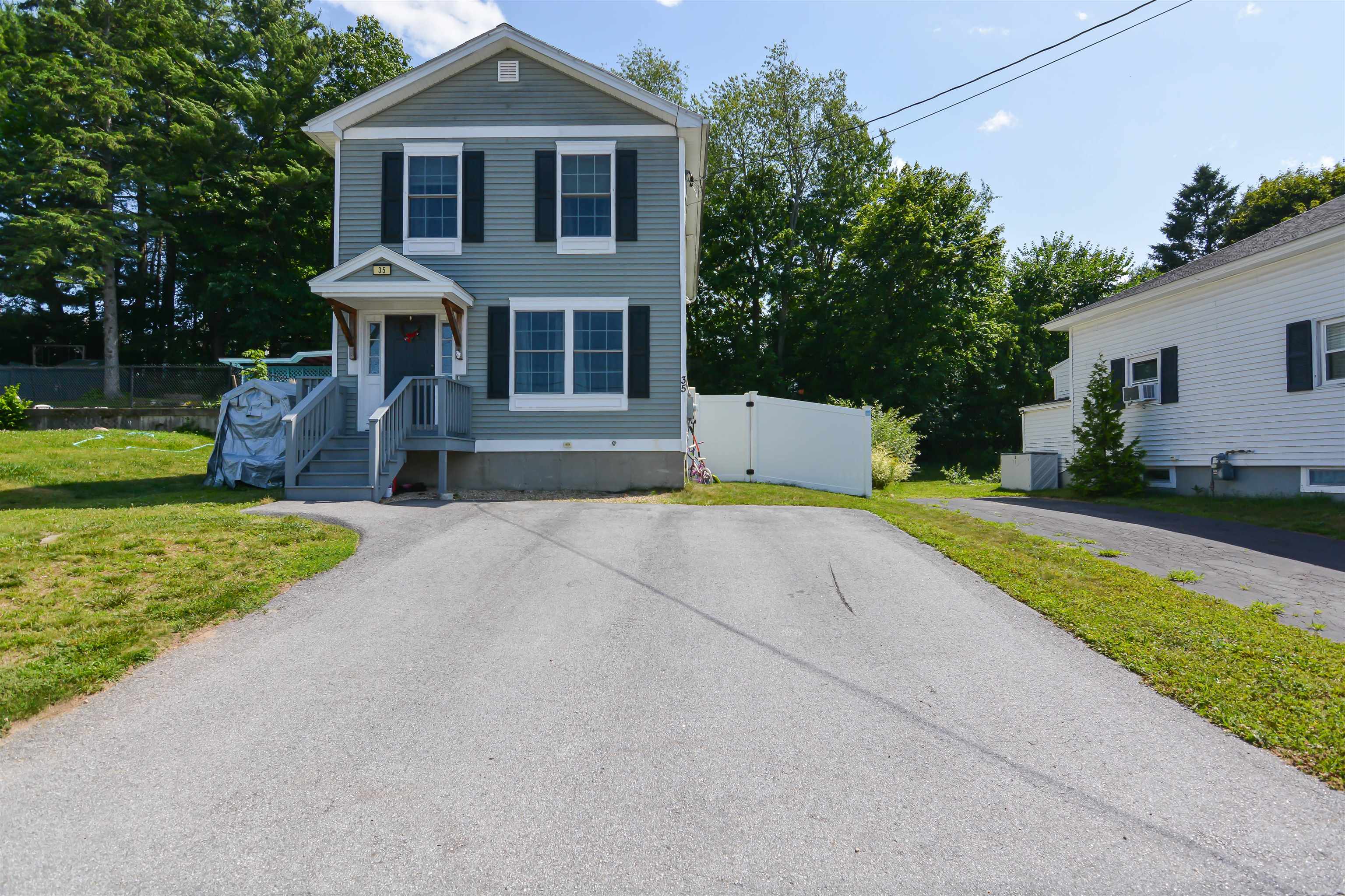 35 Cross St, Allenstown, NH 03275