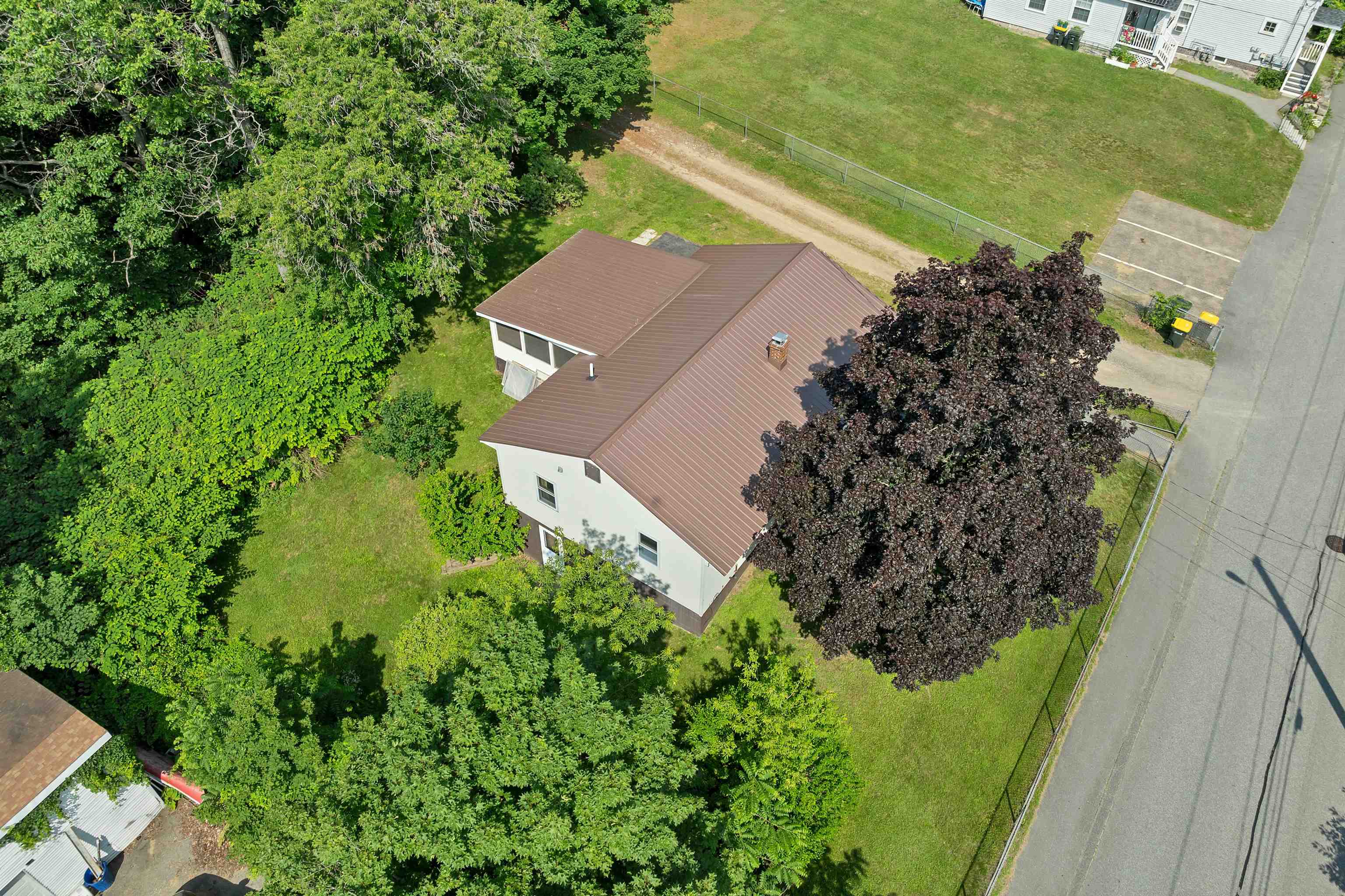 23 Merrimac St, Laconia, NH 03246