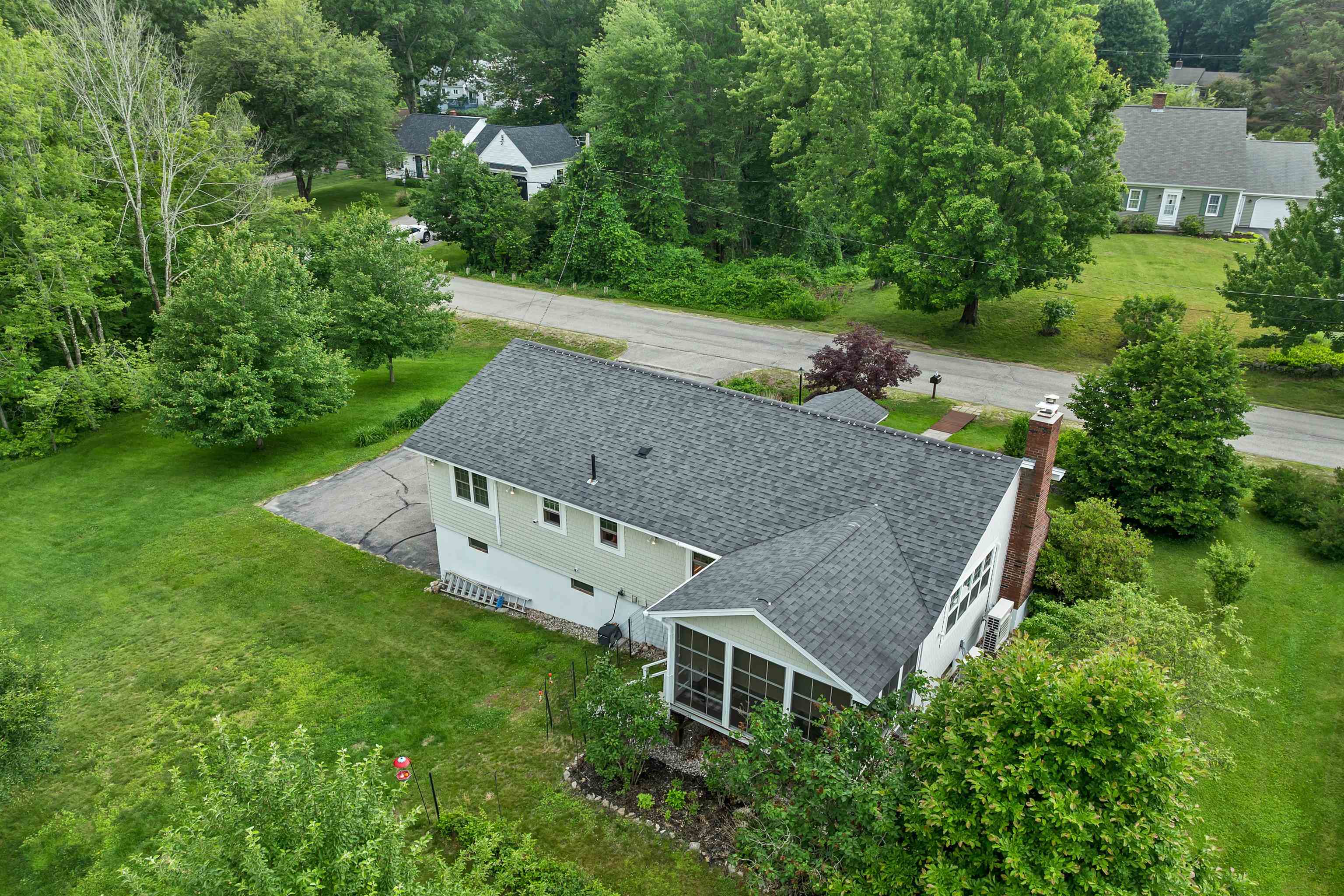 6 Bassett Rd, Wolfeboro, NH 03894
