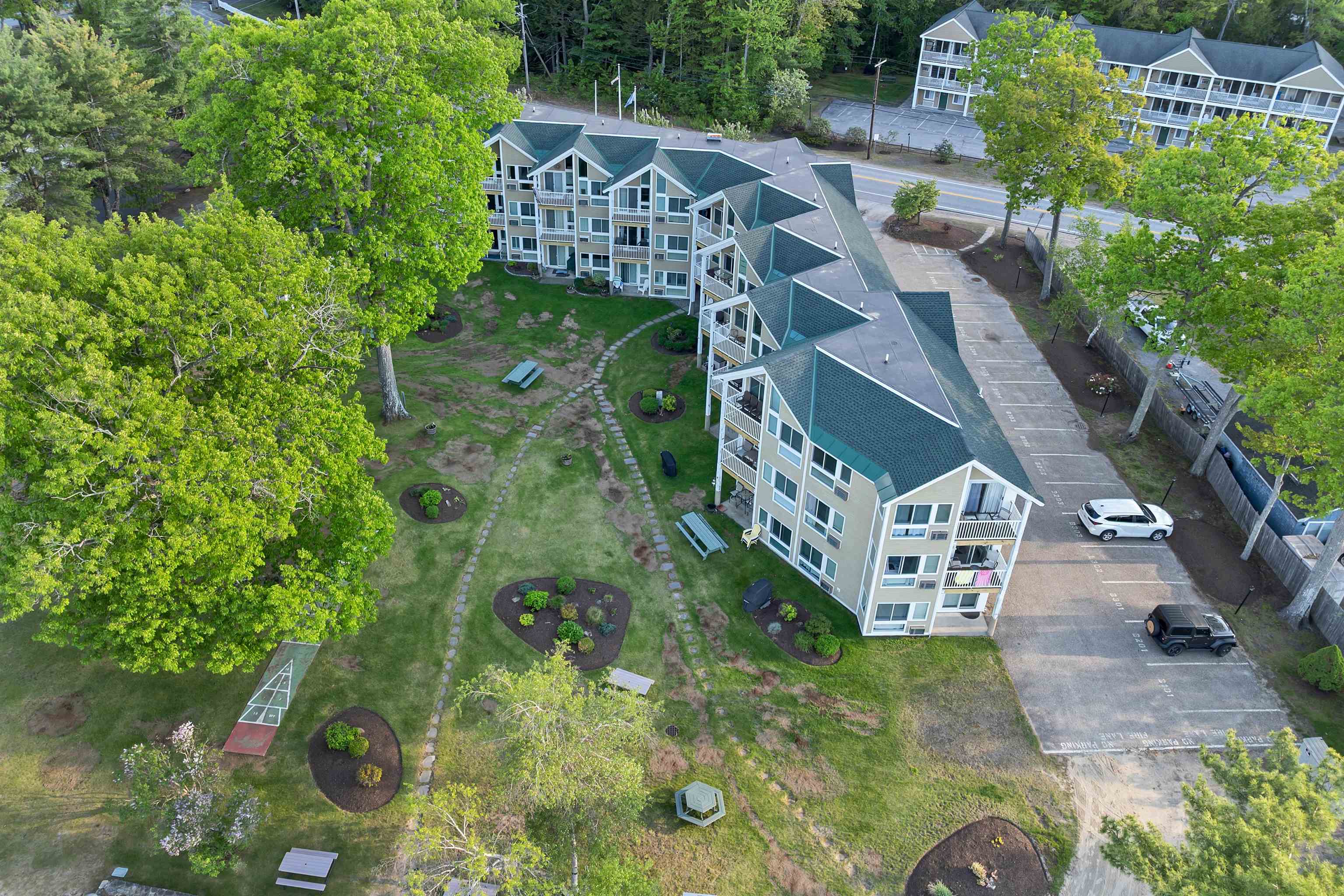 115 Weirs Rd #101, Gilford, NH 03249