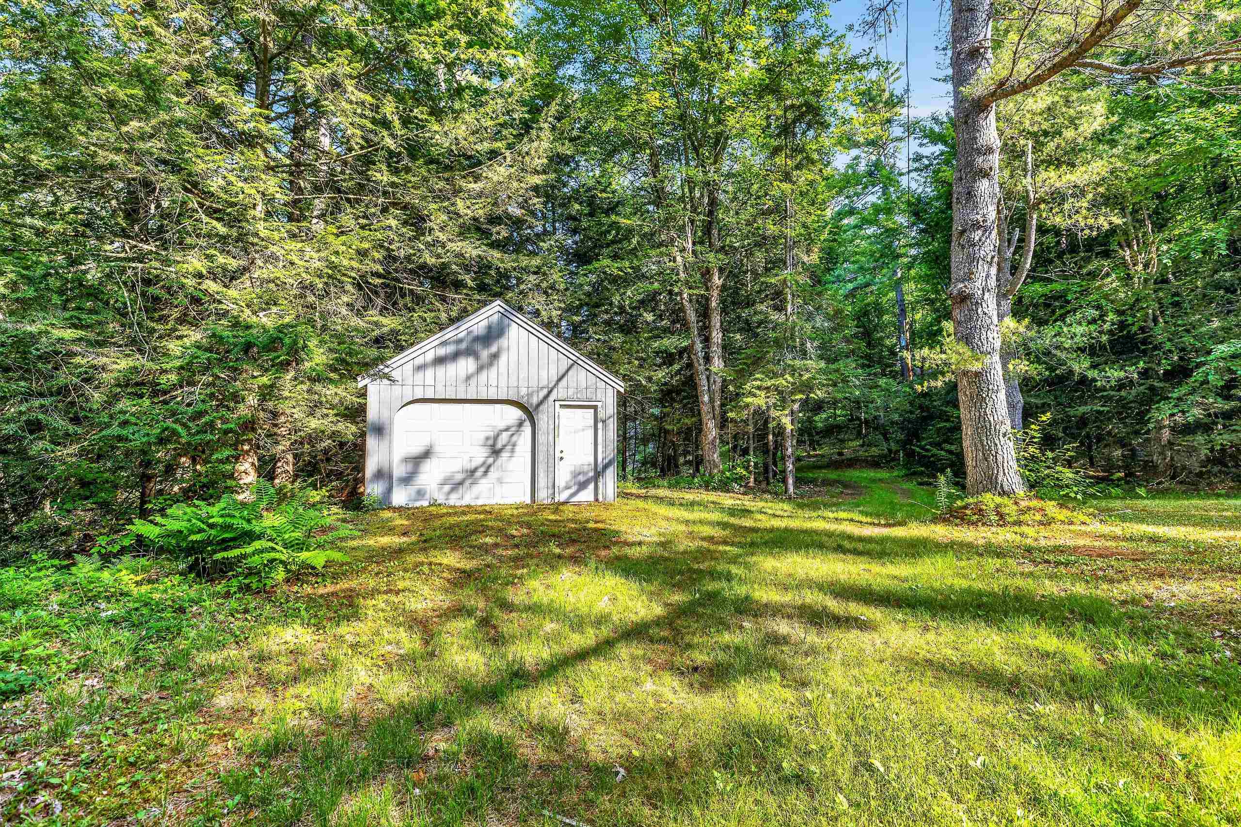 314 Mountain Rd, Sharon, NH 03458