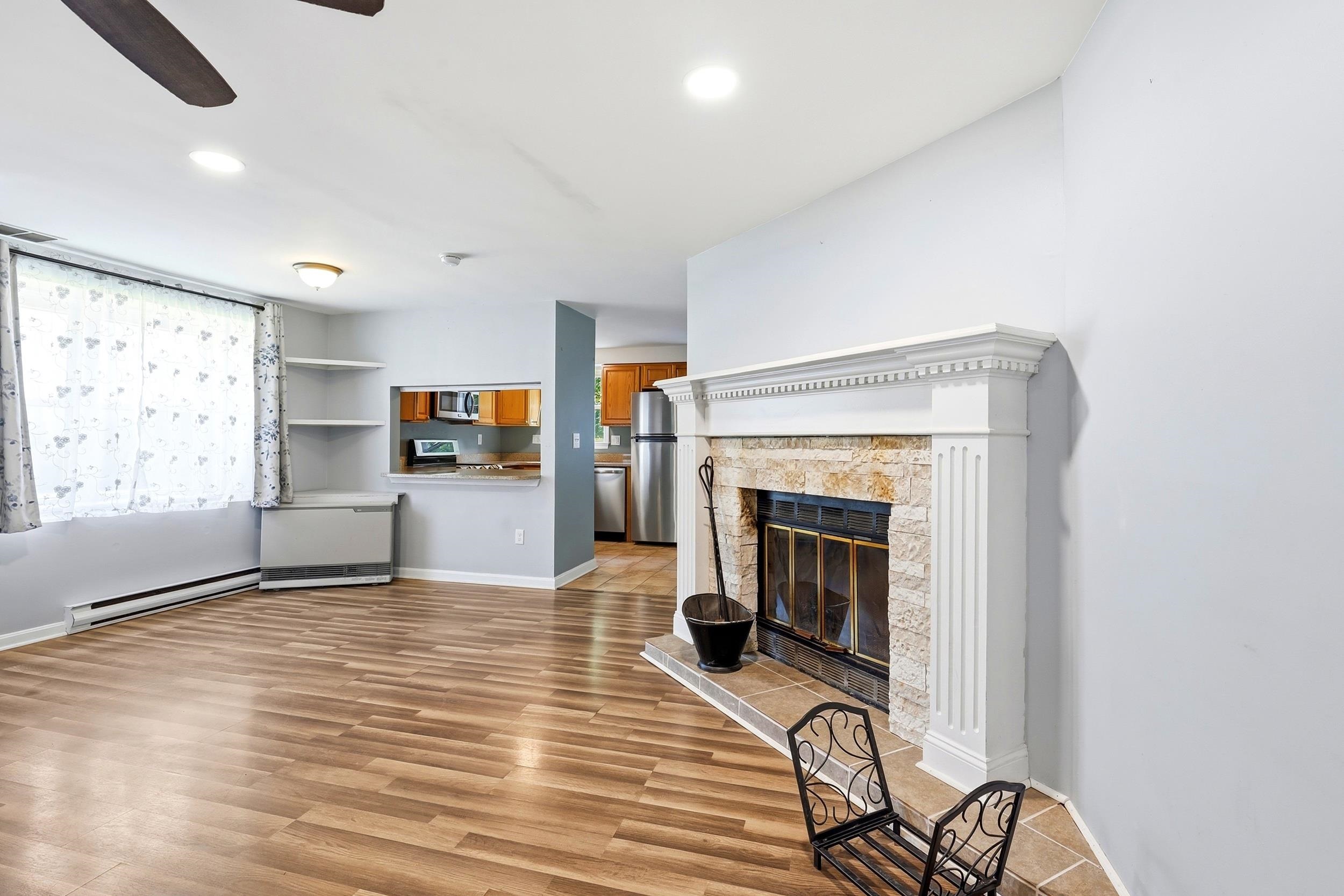 7 Chestnut Cir, Merrimack, NH 03054