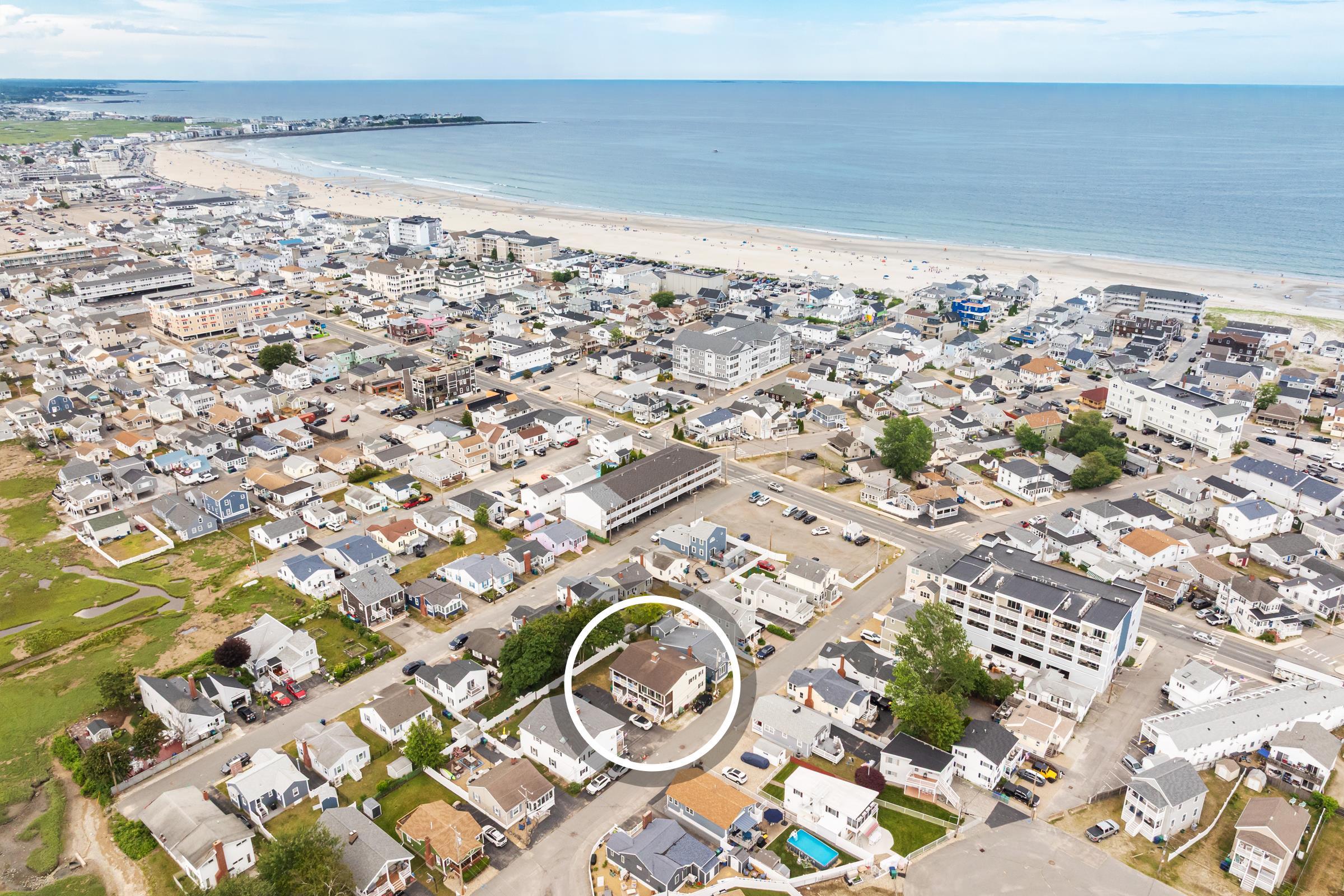 14 Fellows Ave #2, Hampton, NH 03842