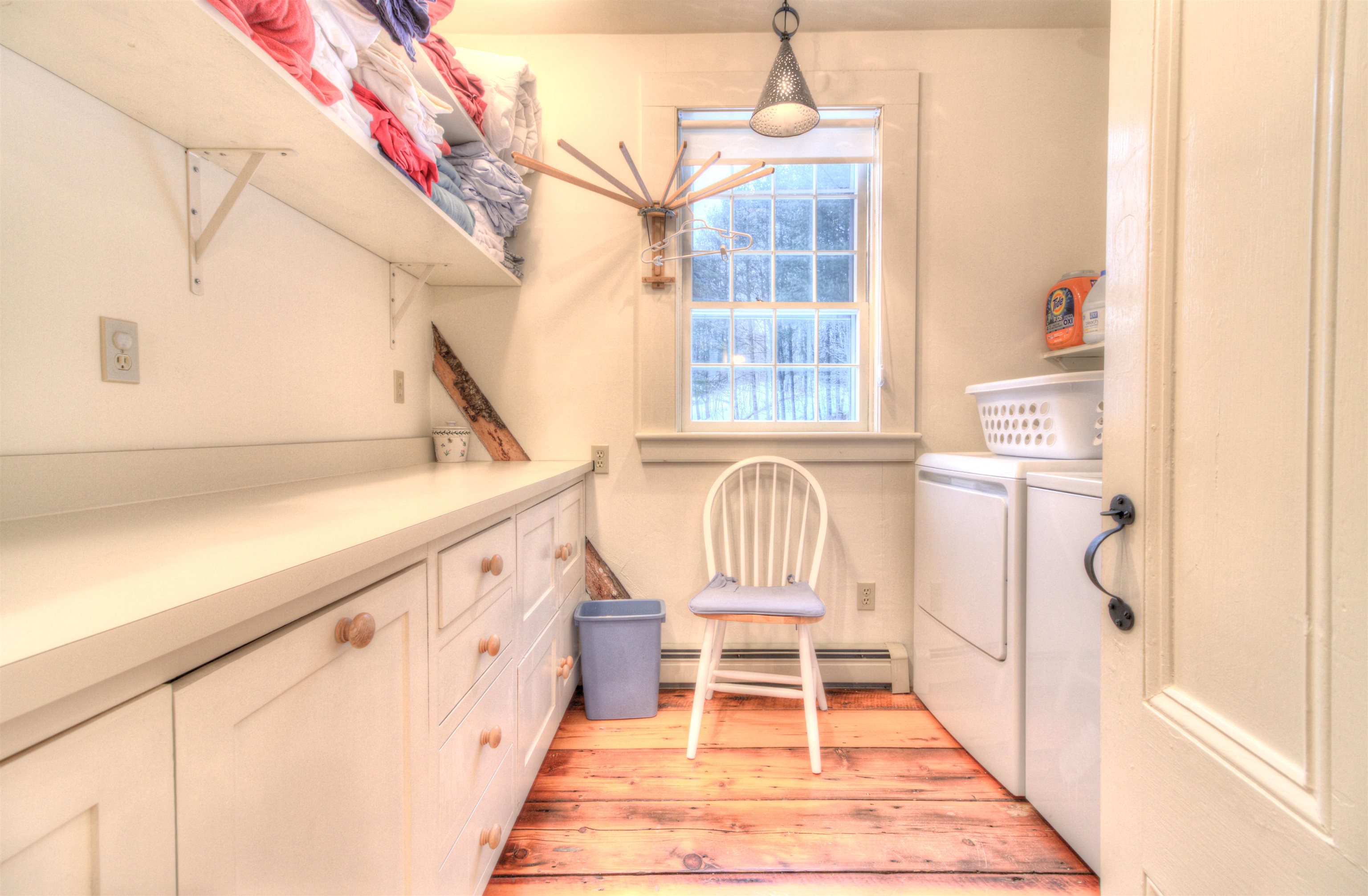 2nd Floor Laundry Room