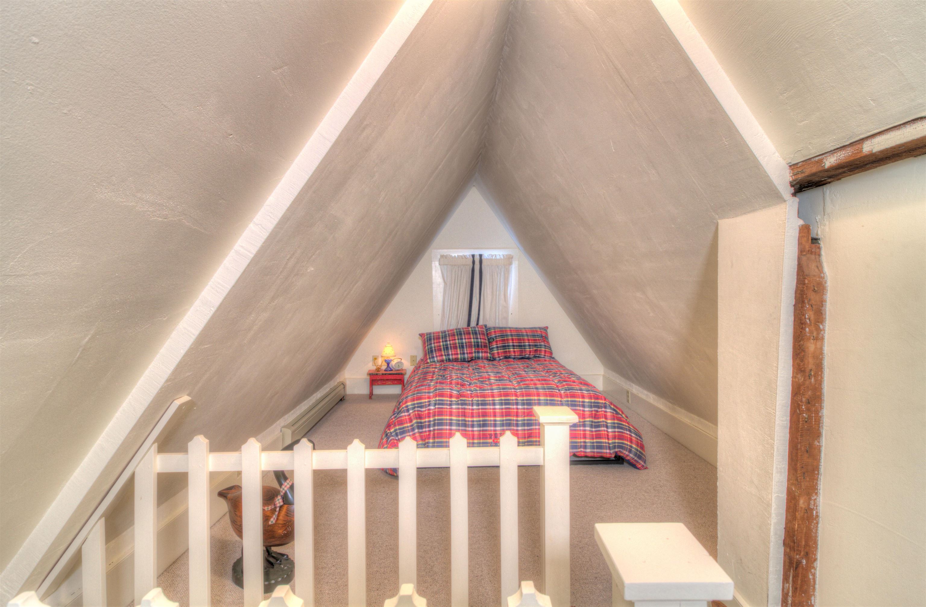 #rd Floor Loft