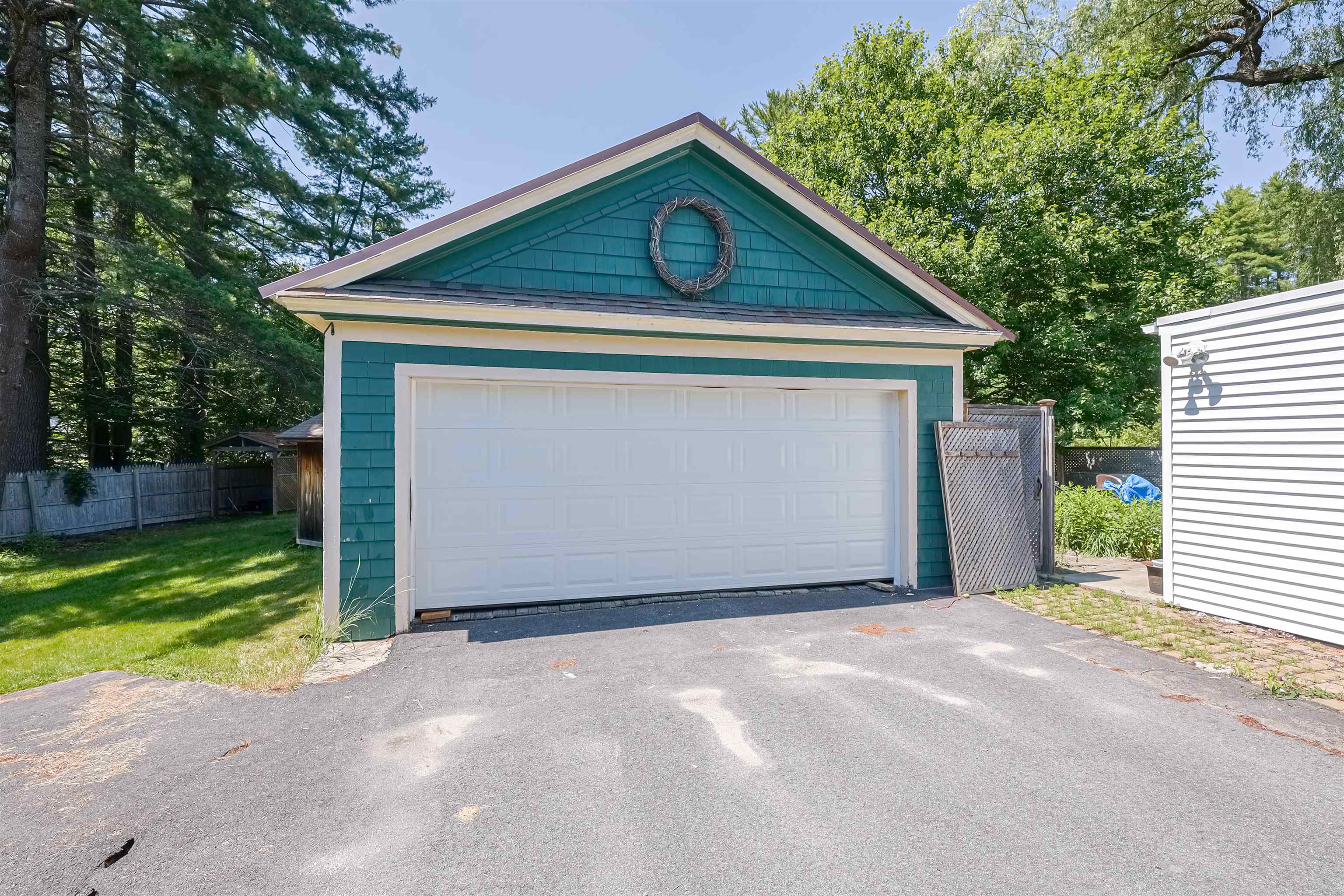 46 Gary Rd, Wakefield, NH 03872
