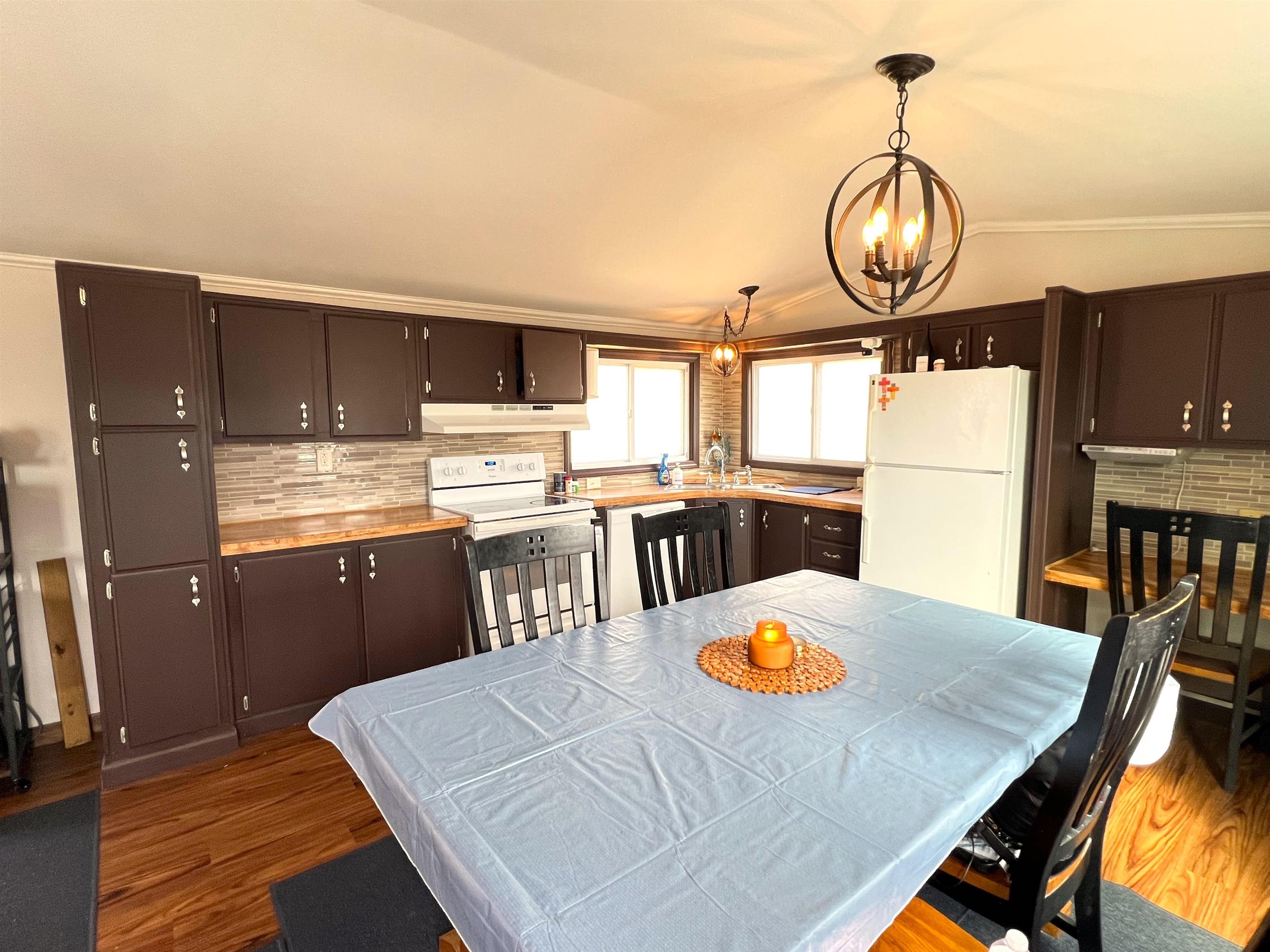 47 Fogg Rd, Epping, NH 03042
