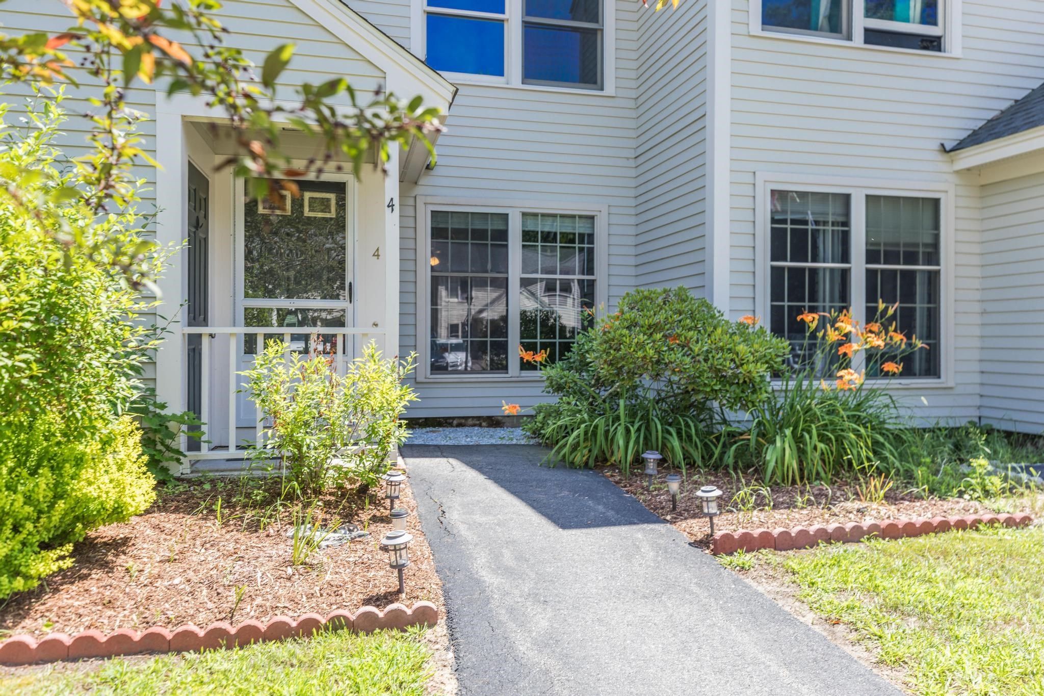 4 Woodland Green, Rochester, NH 03868
