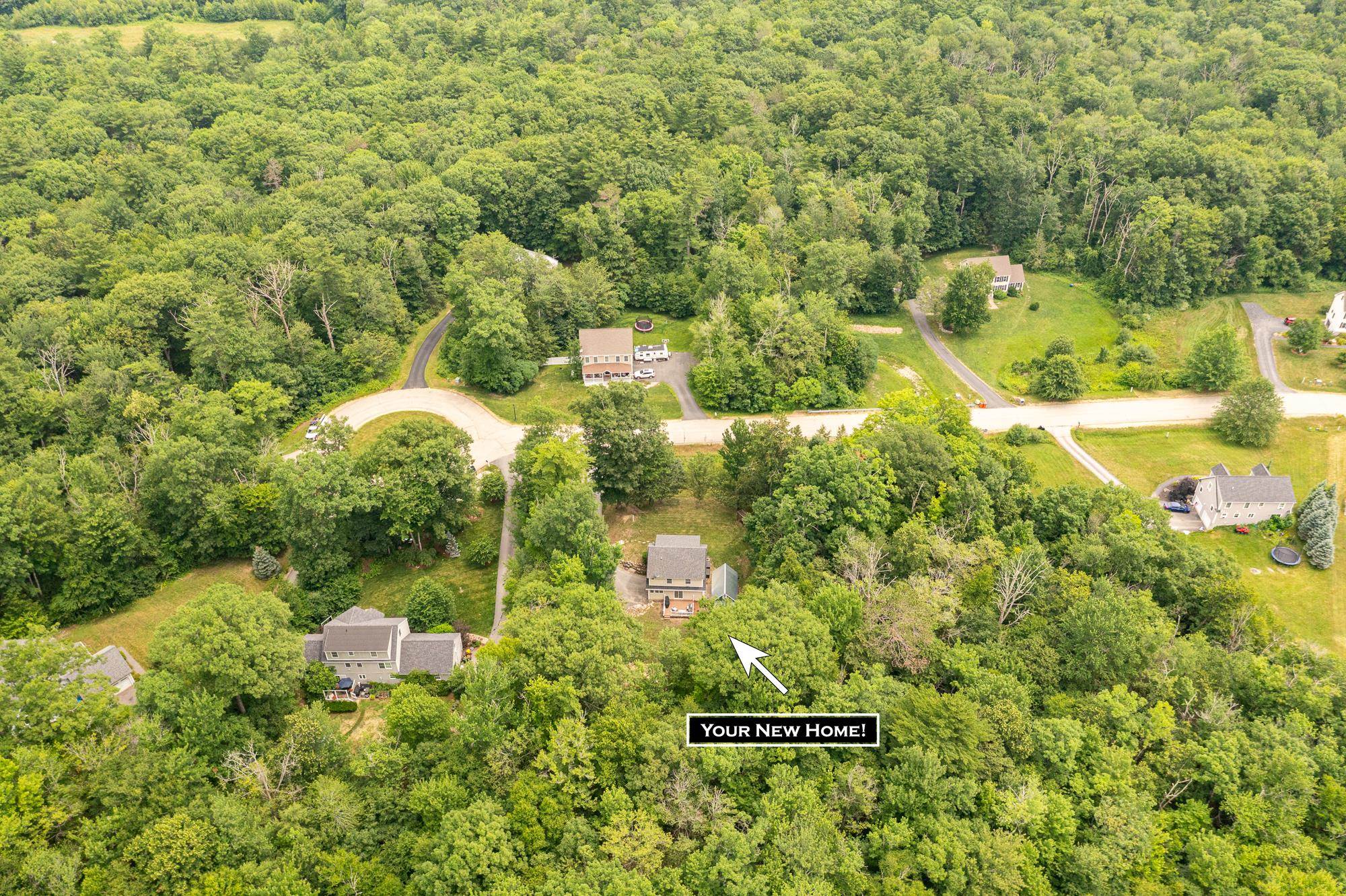 94 High Meadows Dr, Deerfield, NH 03037