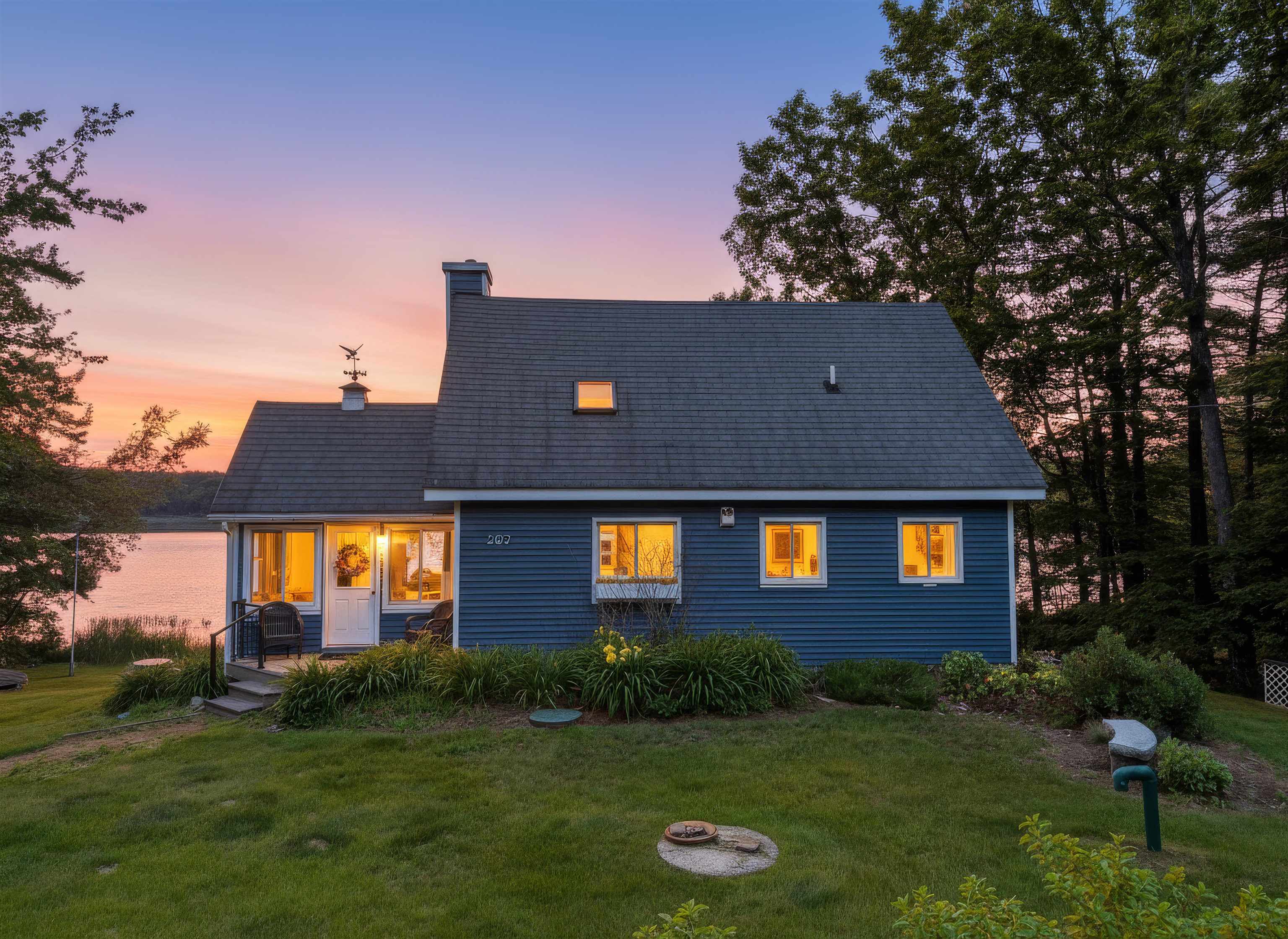 209 Lakeshore Dr, Gilmanton, NH 03237