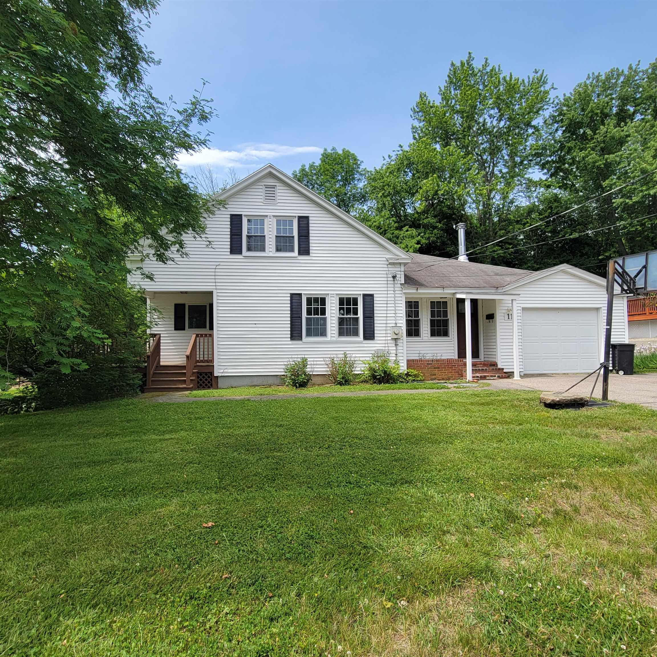 11 Nash Pw, Somersworth, NH 03878