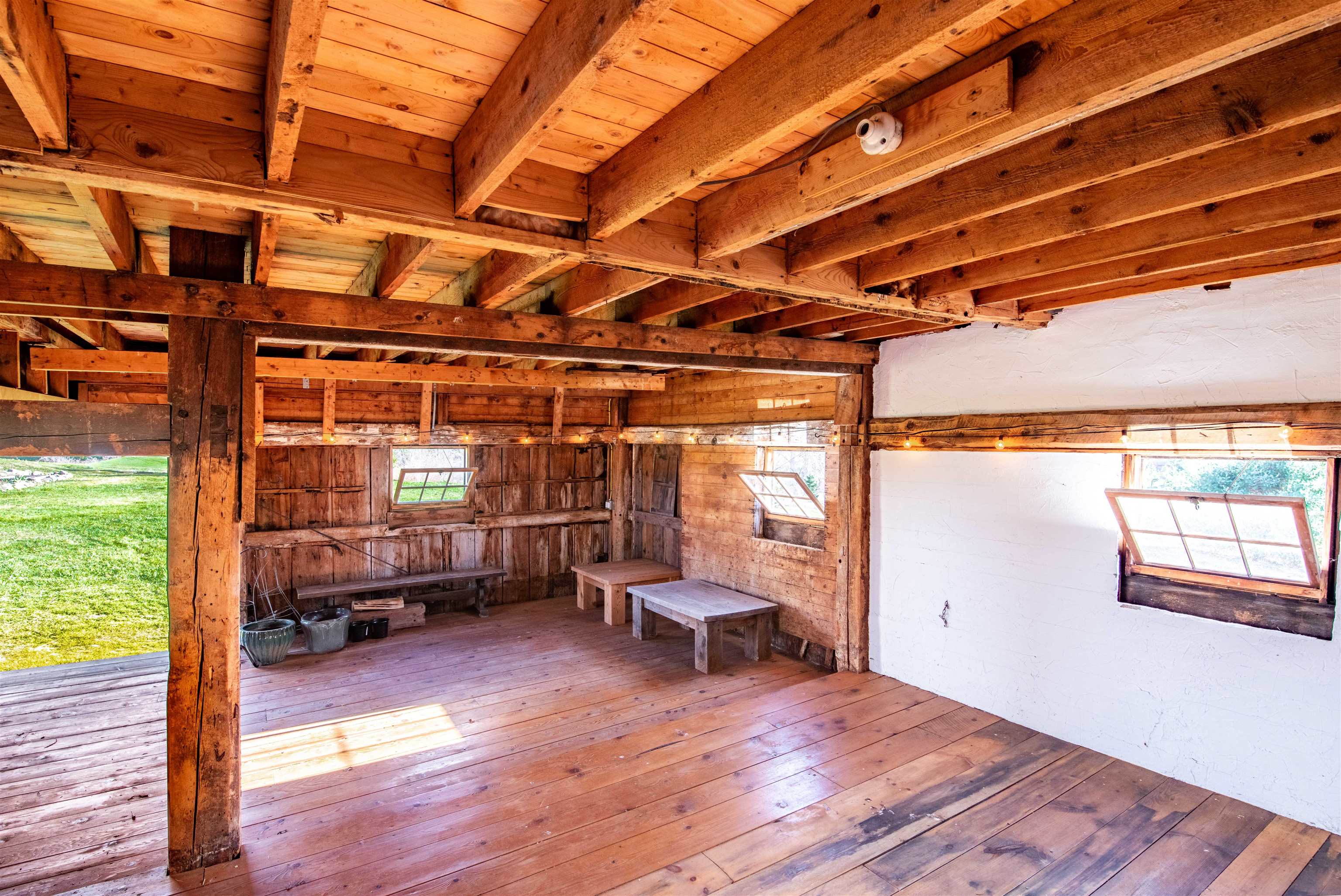 87 Porter Rd, Bath, NH 03740