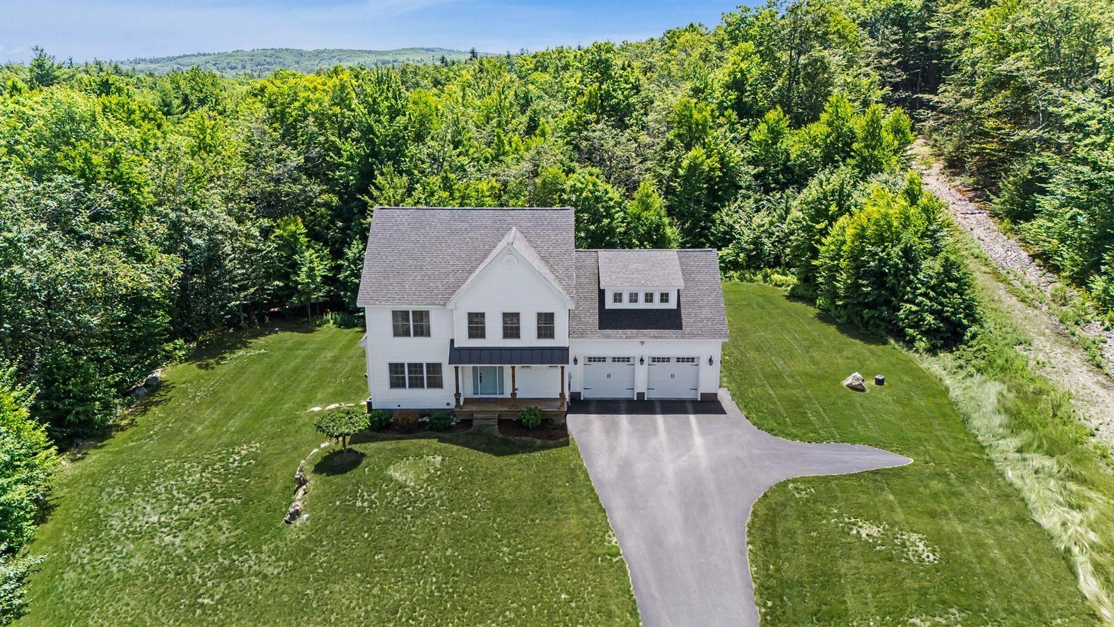 11 Lorden Rd, New Boston, NH 03070