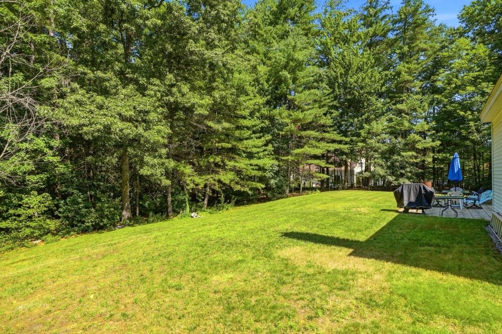 6 Hickory Hill Rd, Pelham, NH 03076