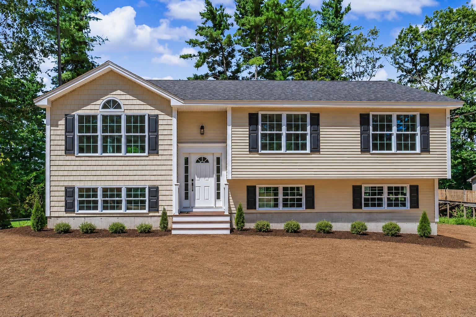 60 Walnut Hill Rd, Derry, NH 03038