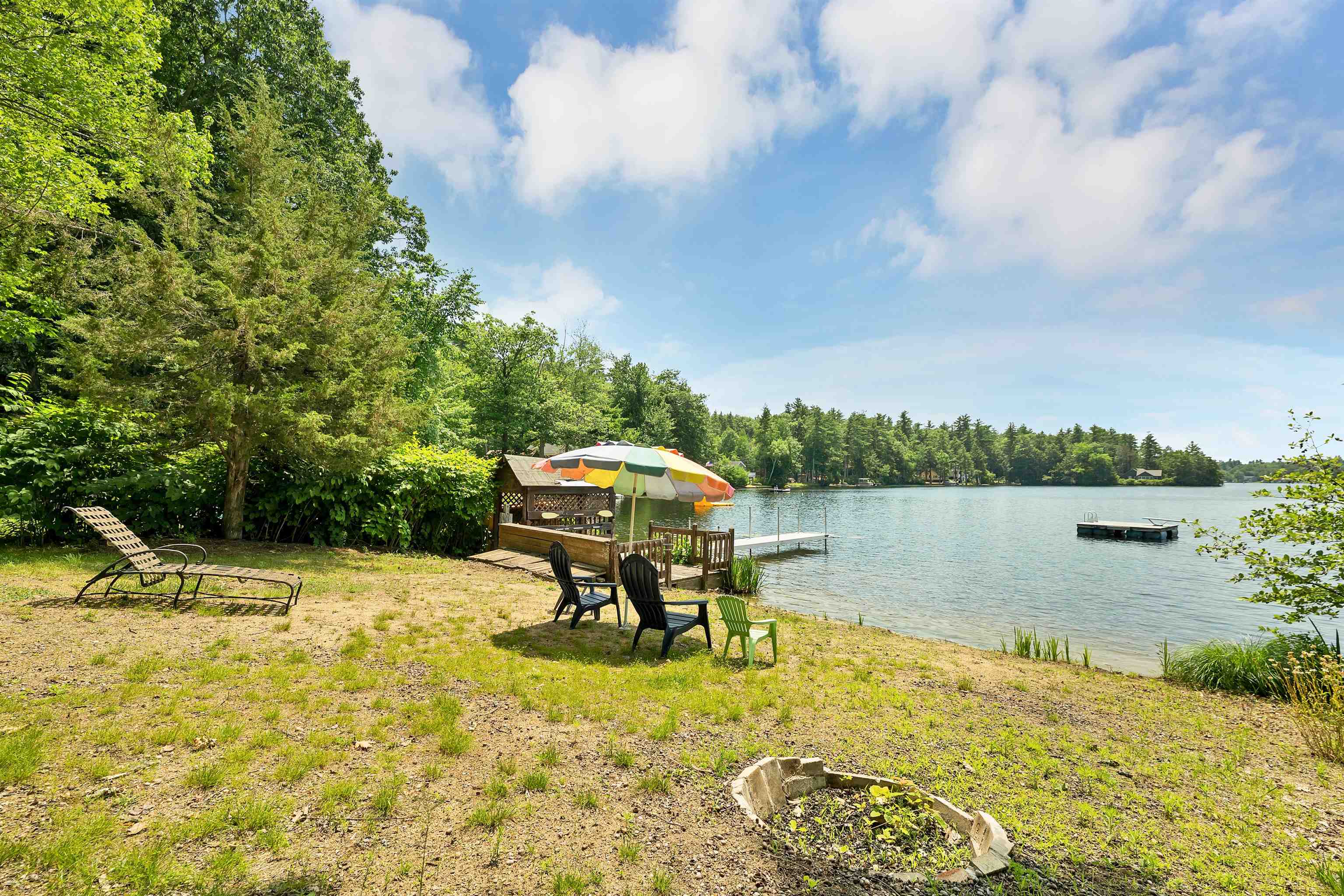 8-11 River Rd, Barrington, NH 03825
