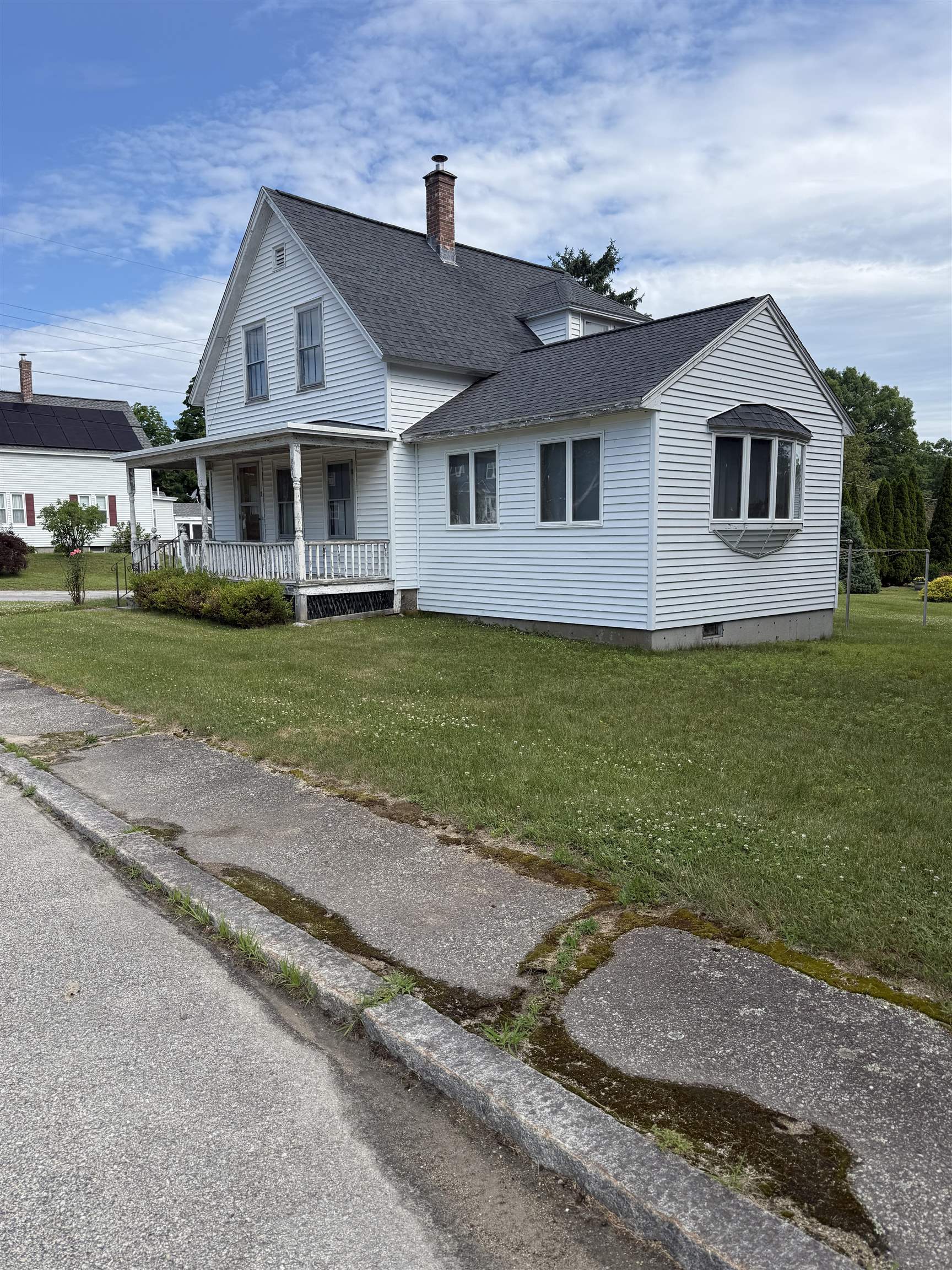 18 Olive St, Milford, NH 03055