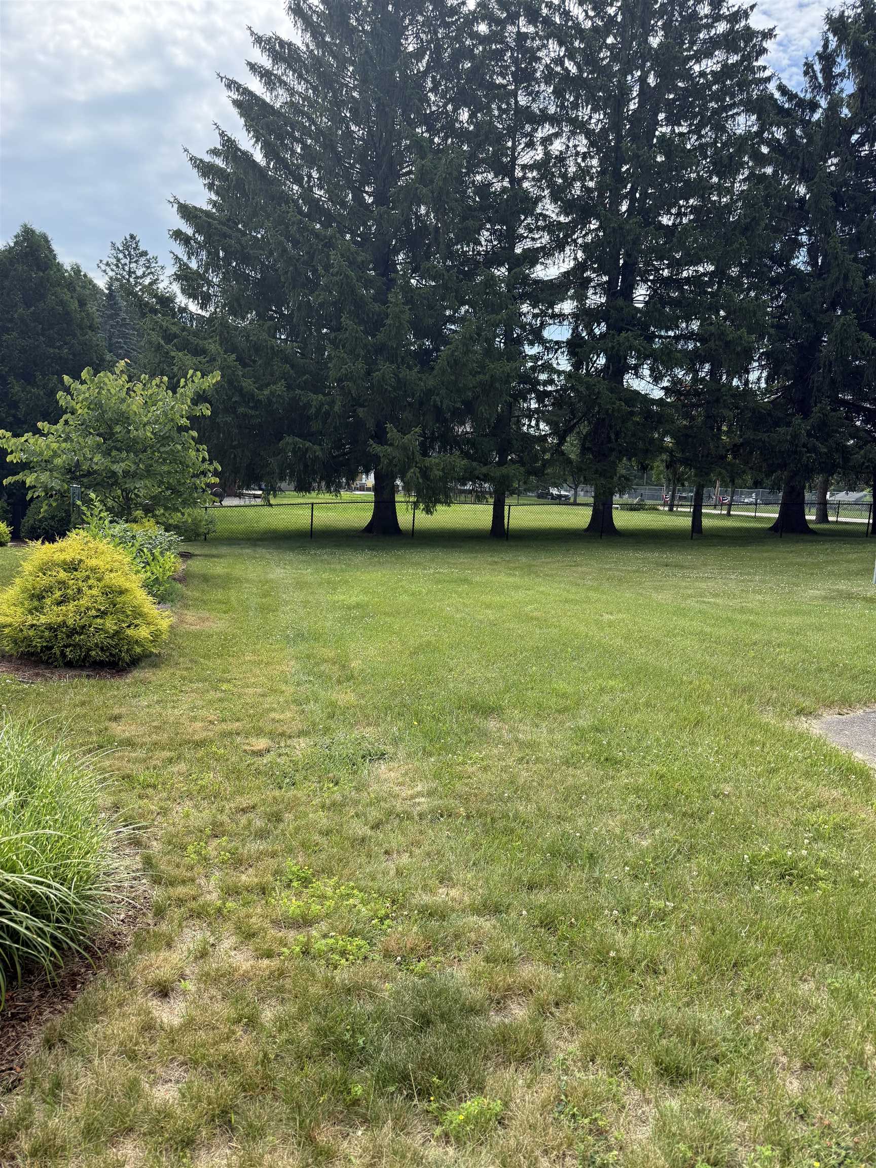 18 Olive St, Milford, NH 03055