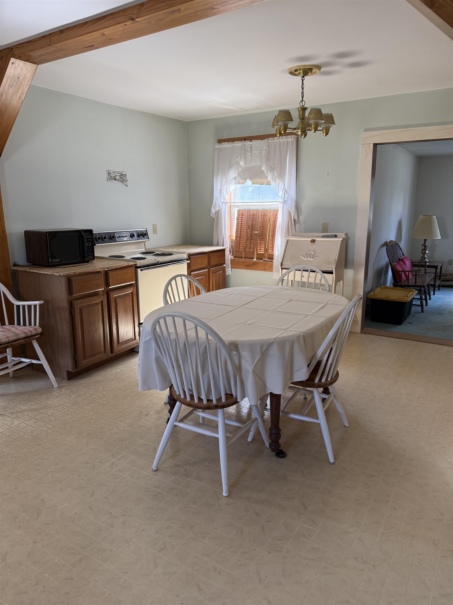 18 Olive St, Milford, NH 03055