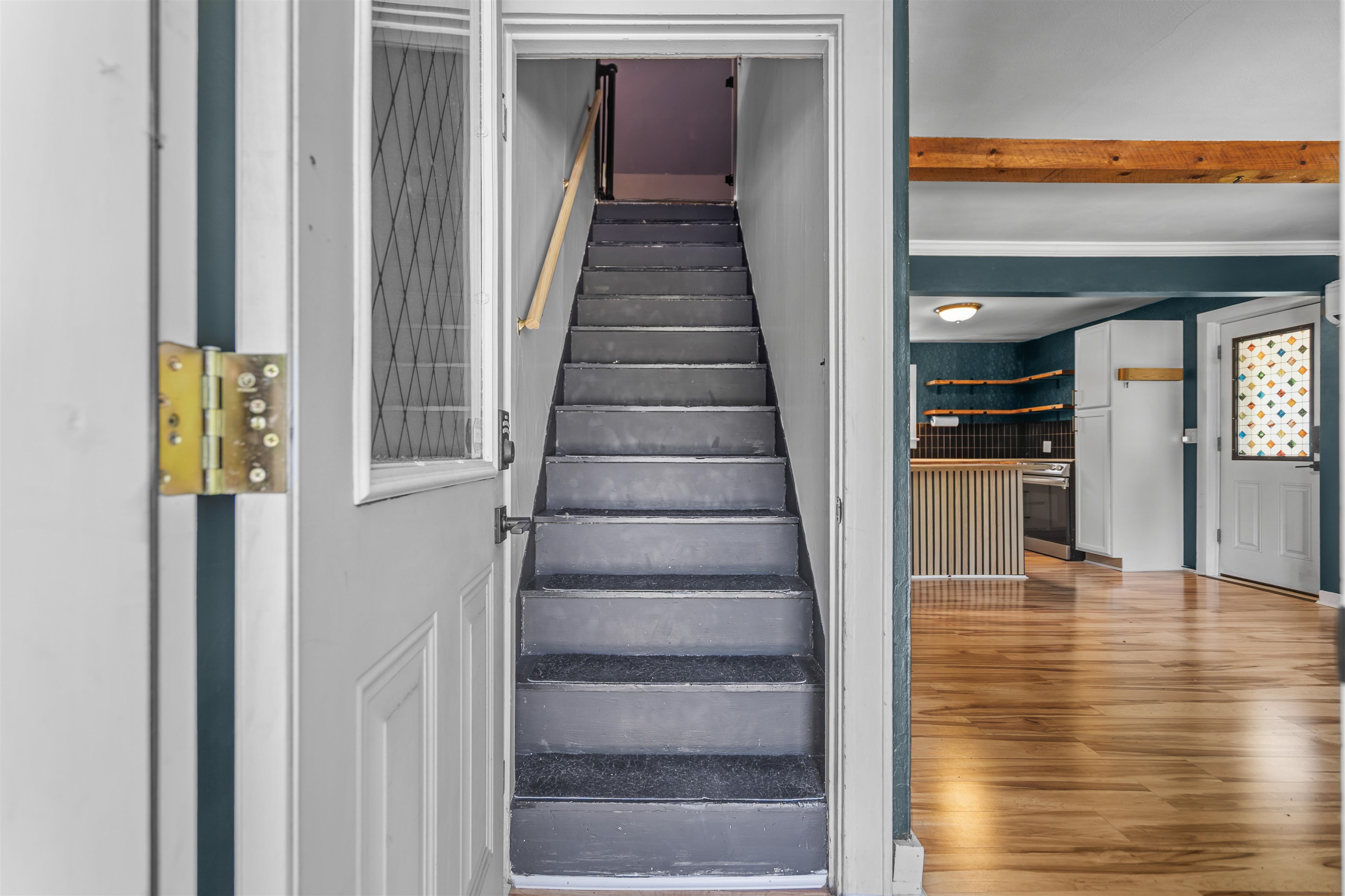 18 Warren Ave, Goffstown, NH 03045