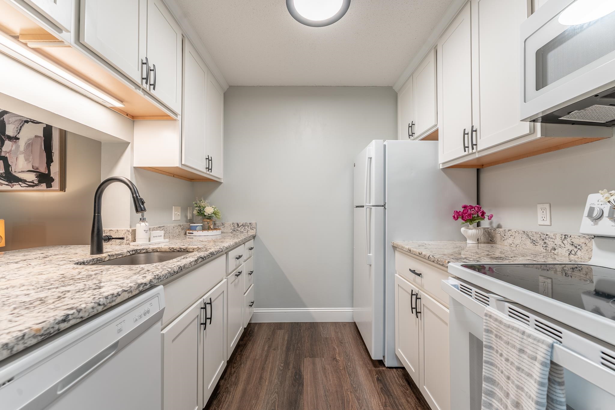 106 Eastern Ave #204, Manchester, NH 03104