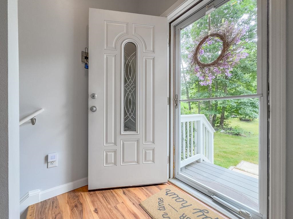 5 Lorraine's Ln, Strafford, NH 03884
