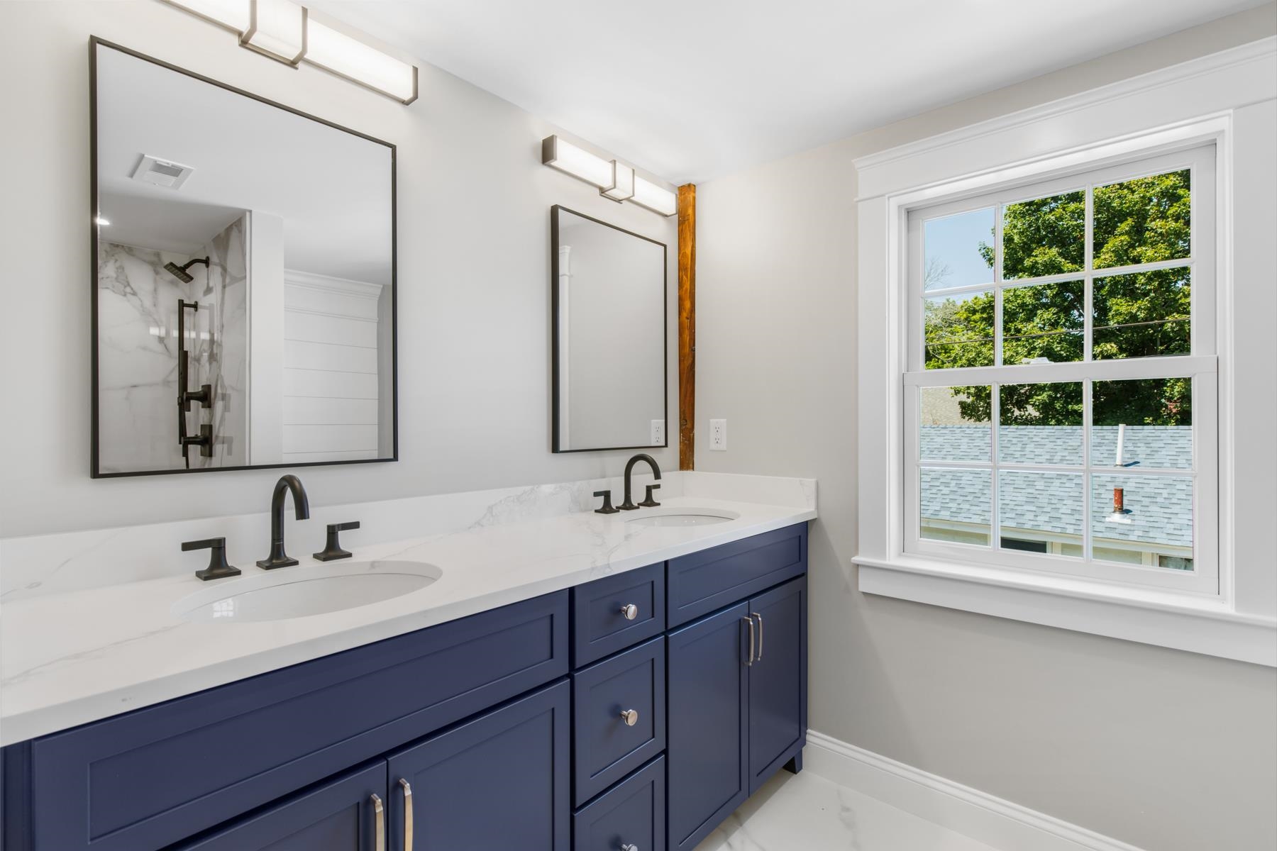 6 Dearborn St, Portsmouth, NH 03801
