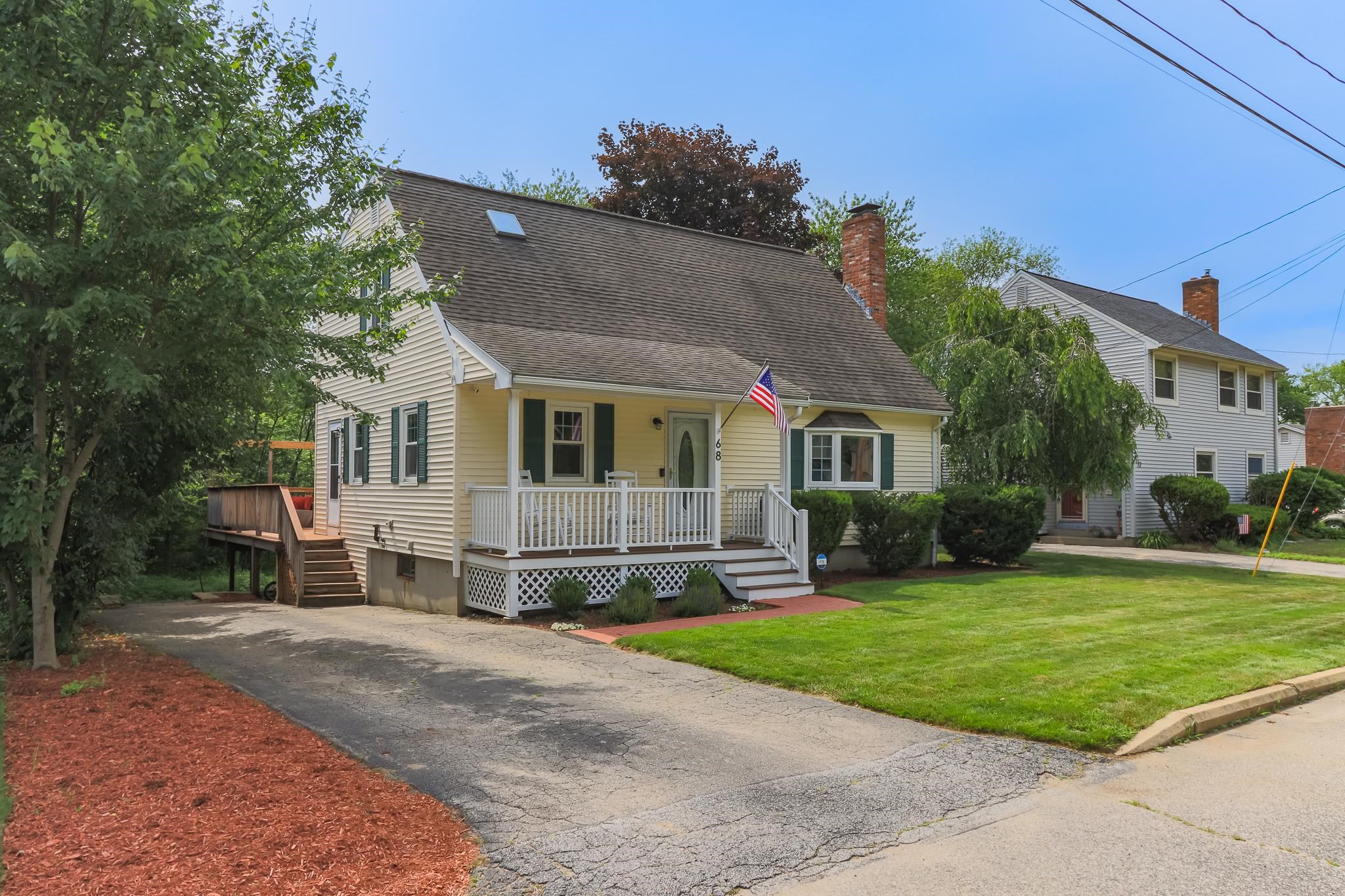 68 Benjamin St, Manchester, NH 03109